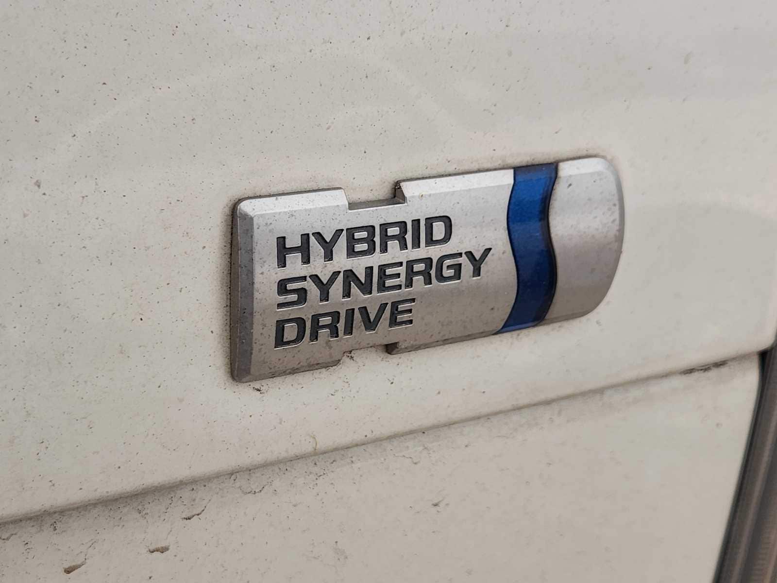 Thumbnail: 2012 Toyota Prius - 8