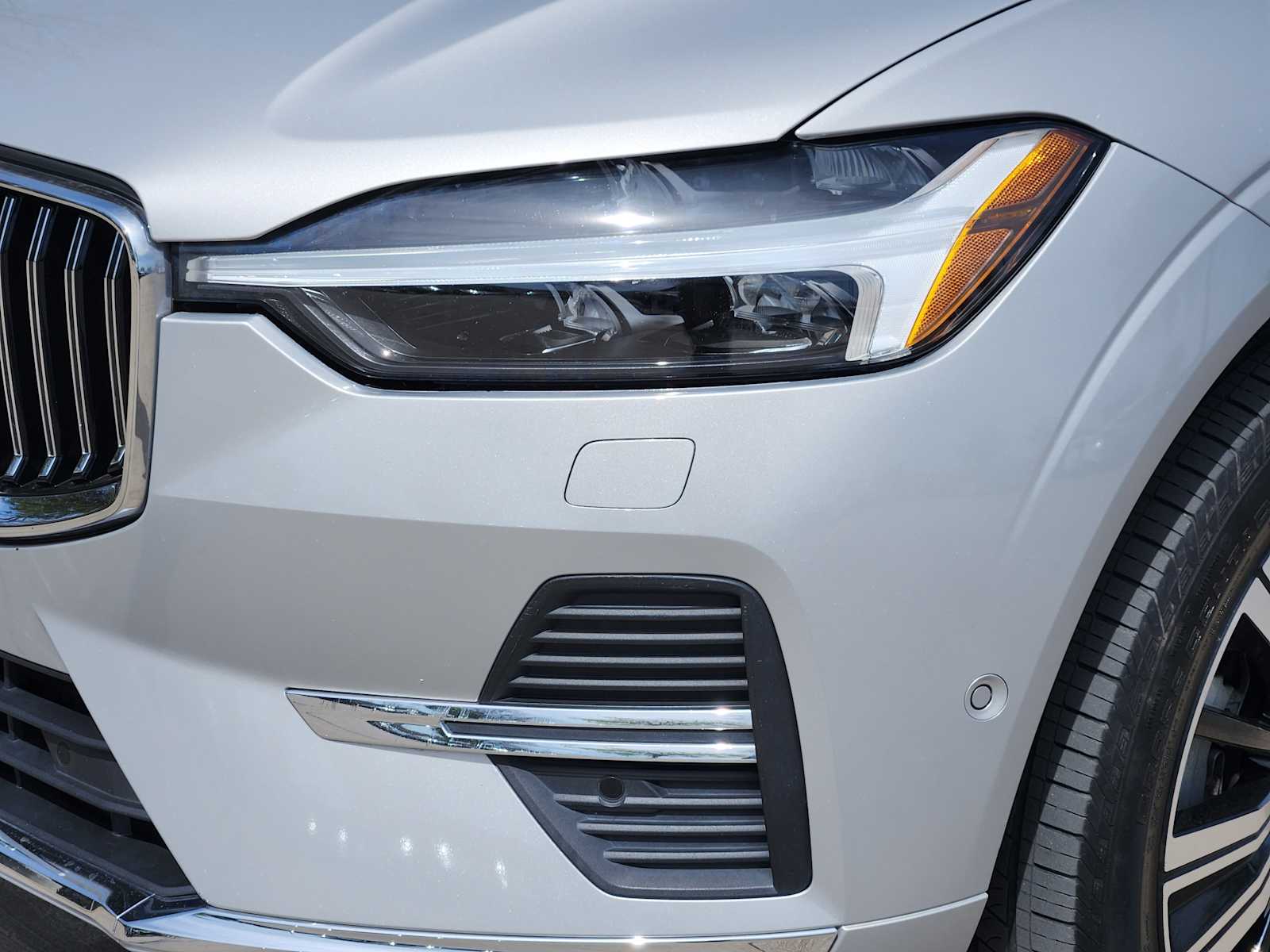 Thumbnail: 2023 Volvo XC60 - 23