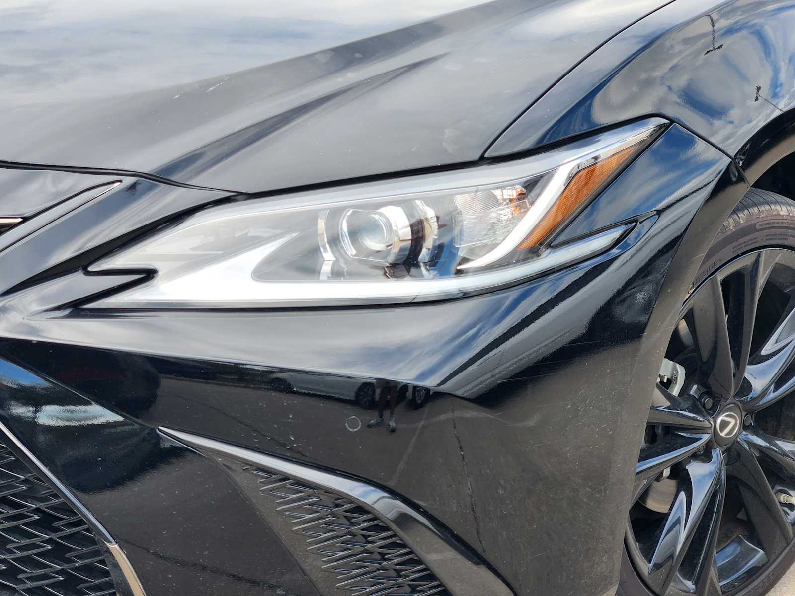 Thumbnail: 2023 Lexus ES - 12