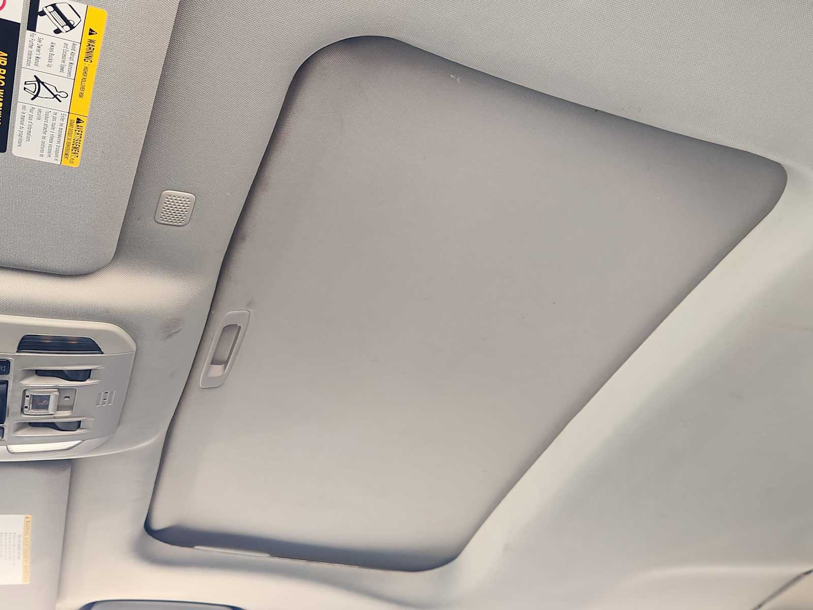 Thumbnail: 2022 Toyota Highlander - 32