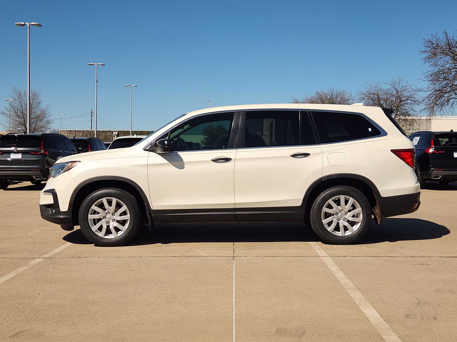 Thumbnail: 2019 Honda Pilot - 3