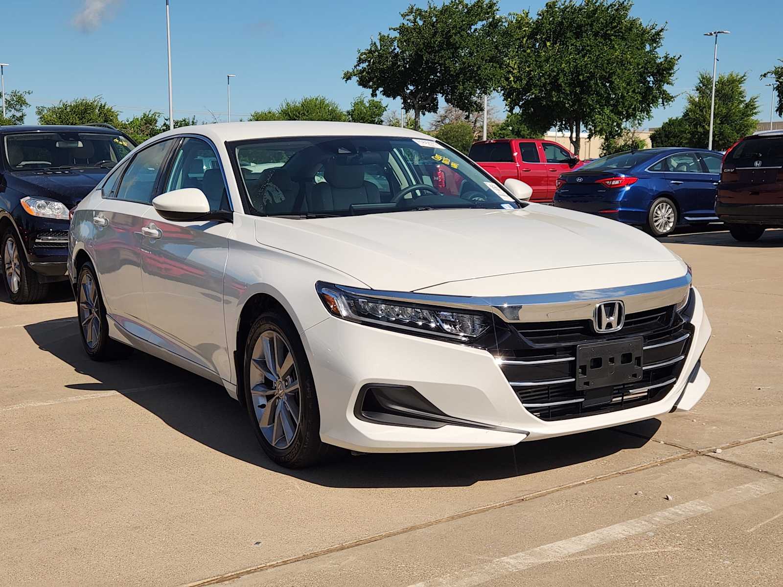 Thumbnail: 2022 Honda Accord - 3