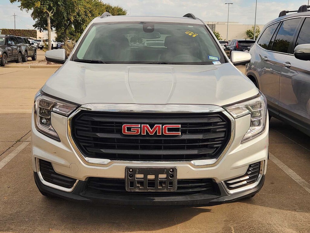 Used 2022 GMC Terrain SLE SUV