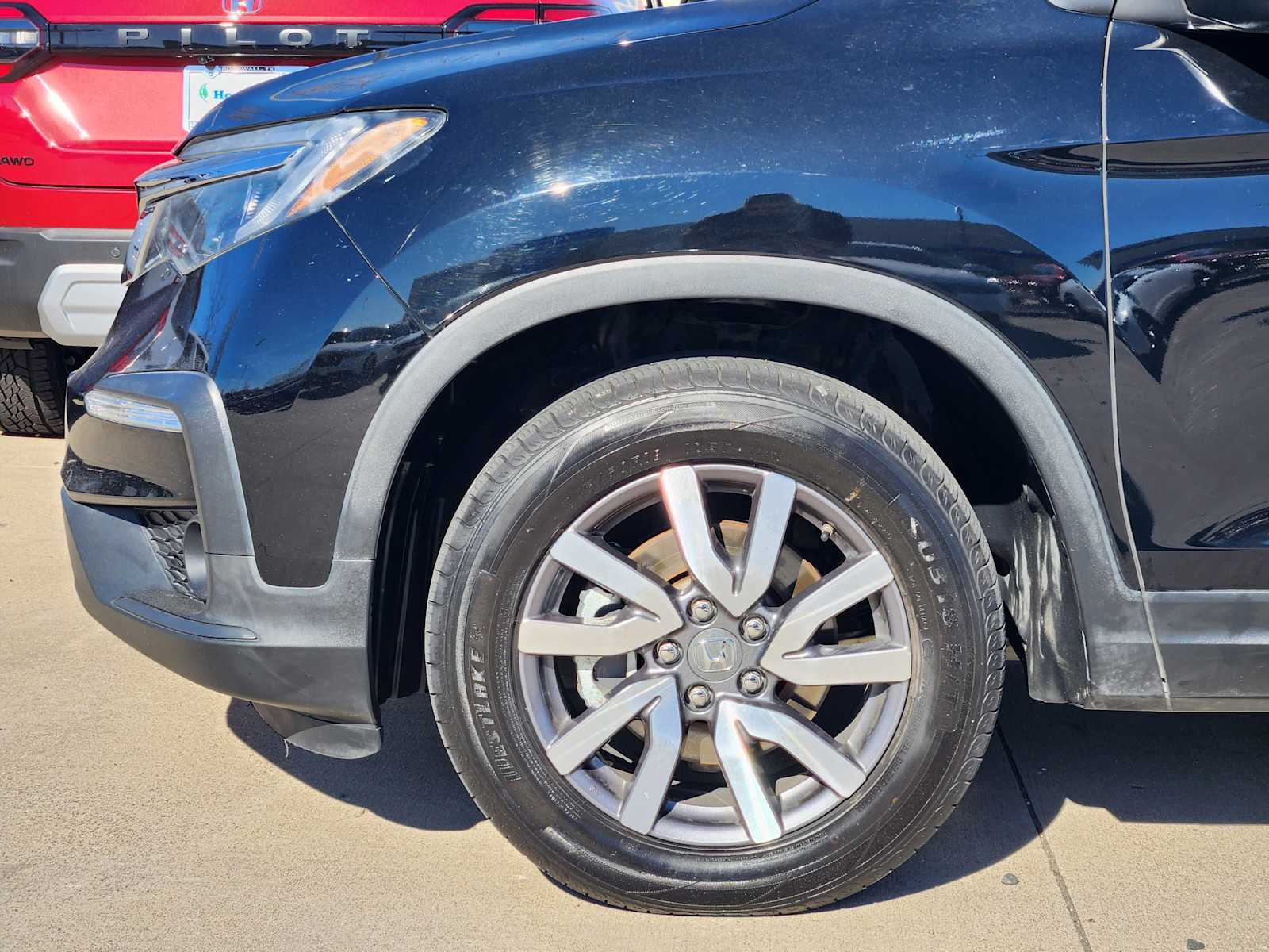 Thumbnail: 2019 Honda Pilot - 8