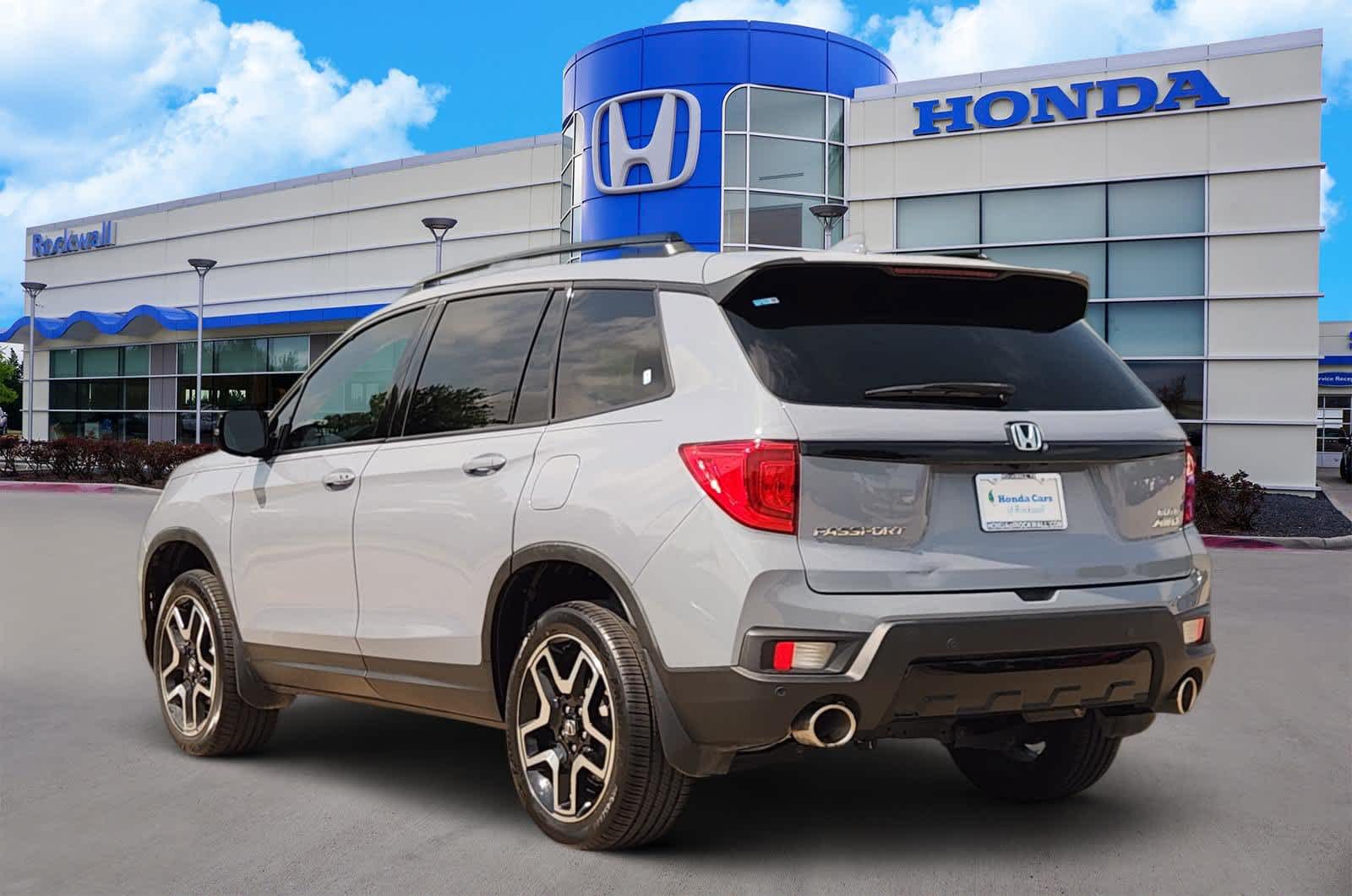Thumbnail: 2023 Honda Passport - 3