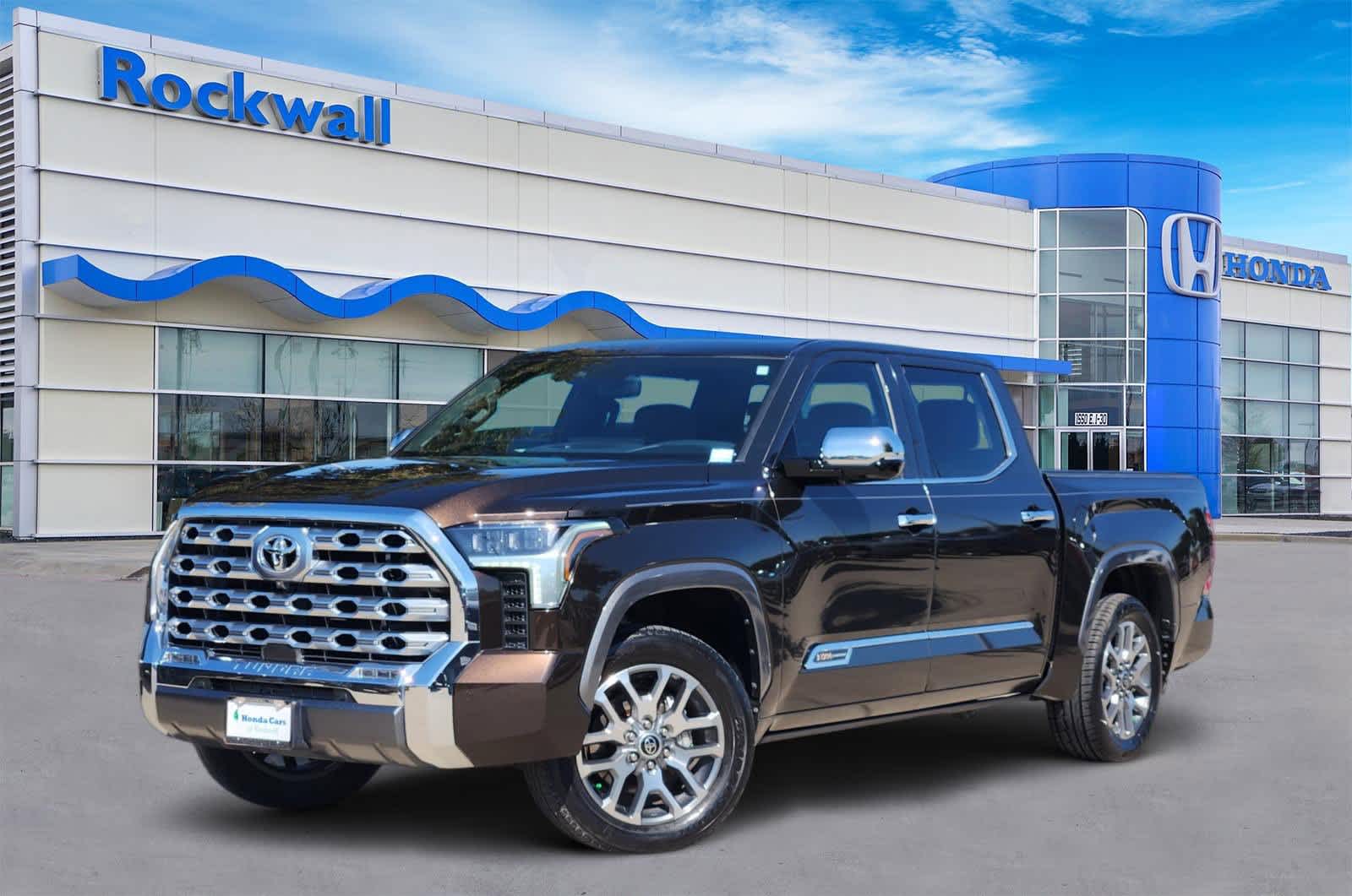 Thumbnail: 2022 Toyota Tundra - 1