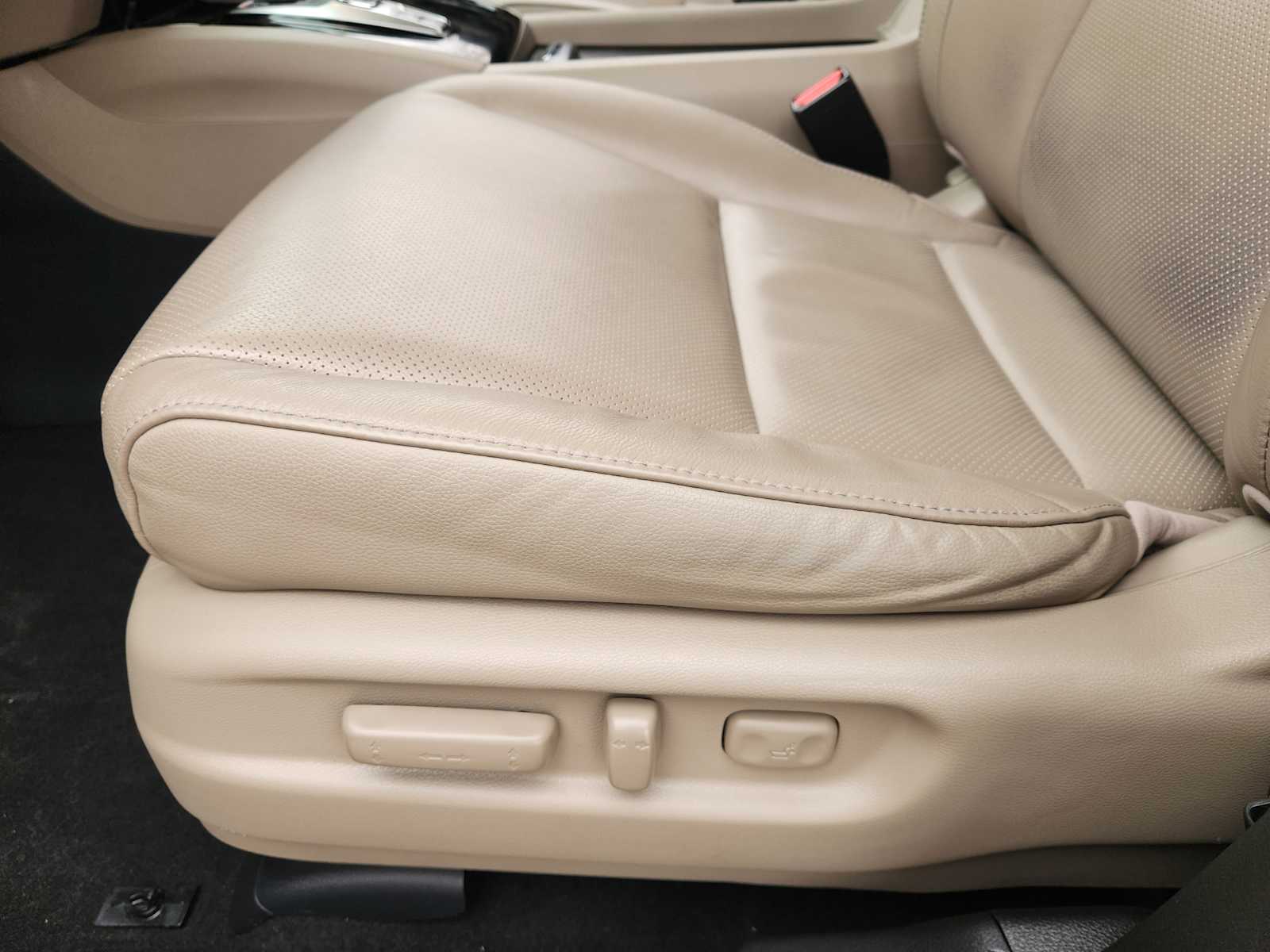 Thumbnail: 2020 Honda Ridgeline - 30