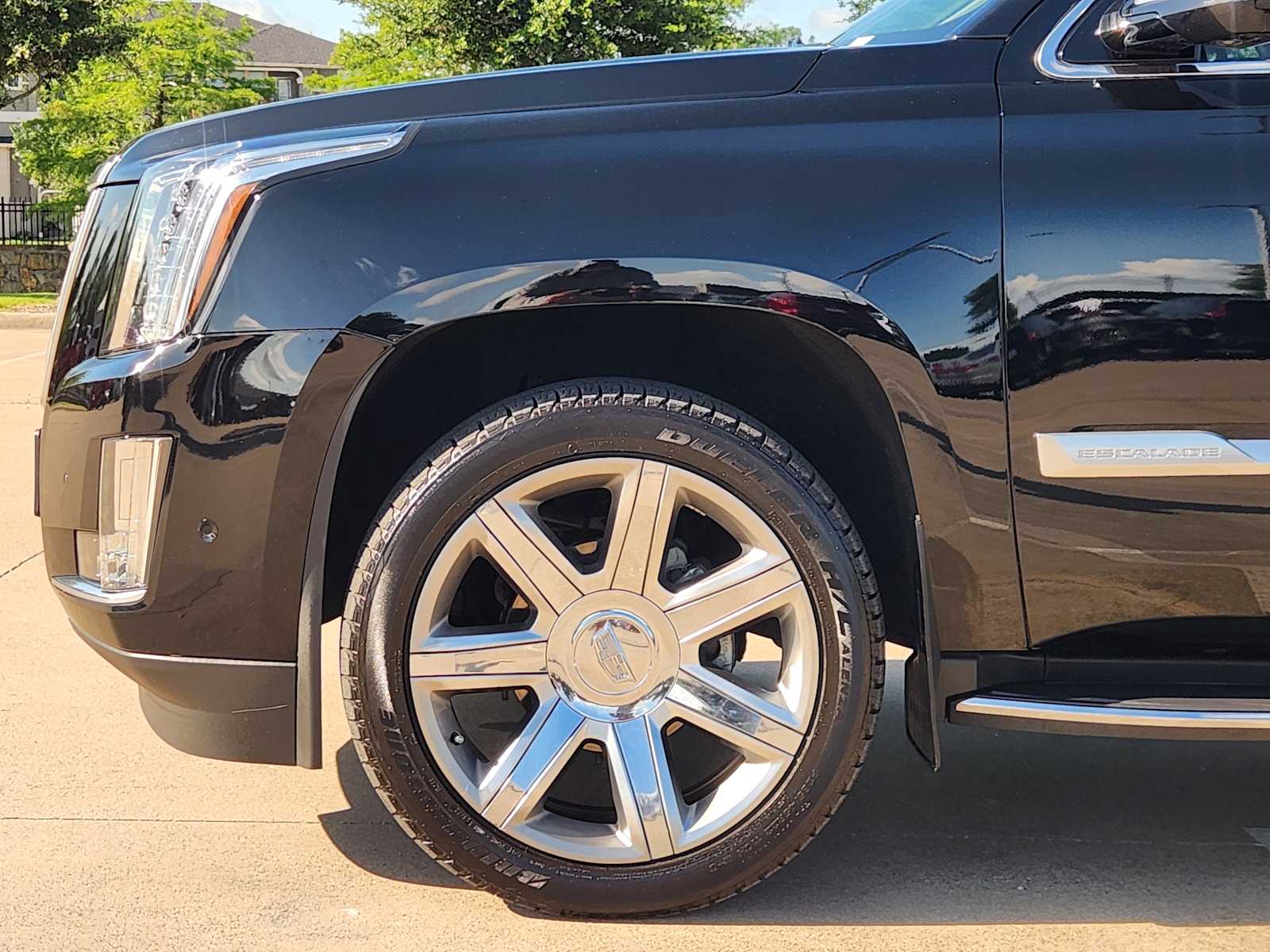 Thumbnail: 2019 Cadillac Escalade - 7