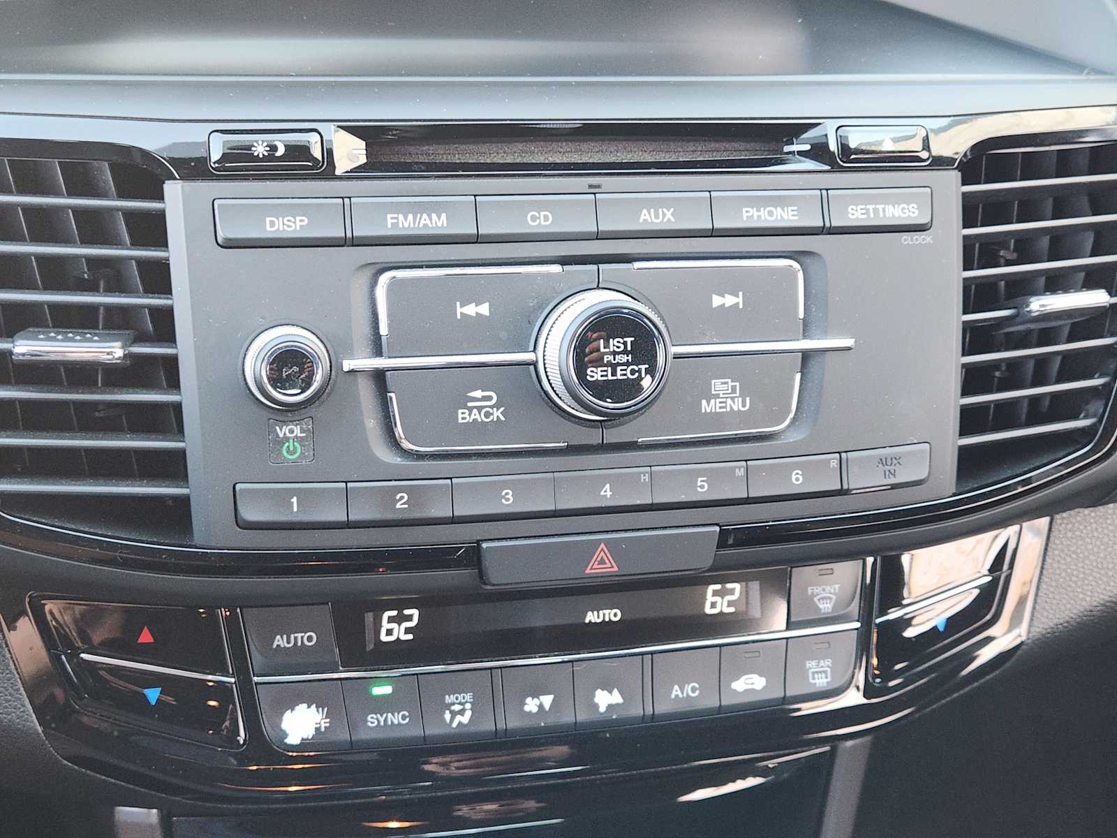 Thumbnail: 2016 Honda Accord - 26