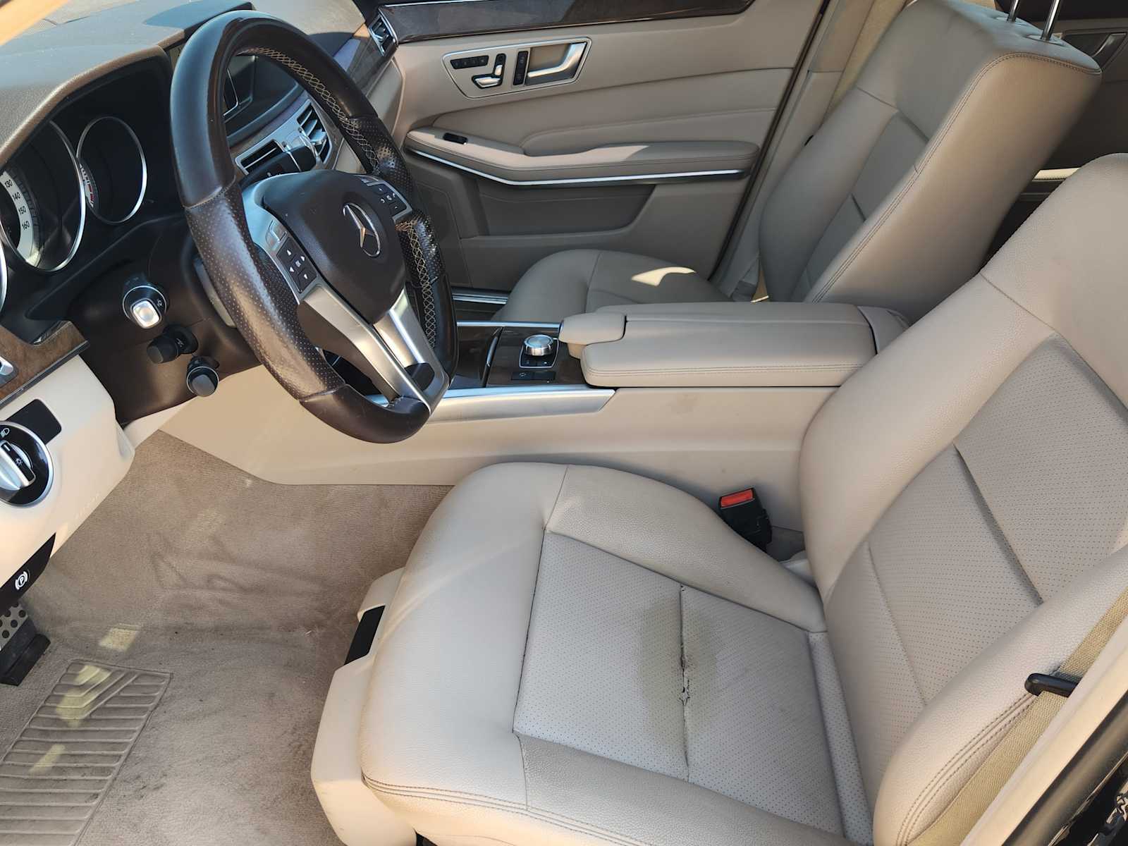 Thumbnail: 2014 Mercedes-Benz E-Class - 11