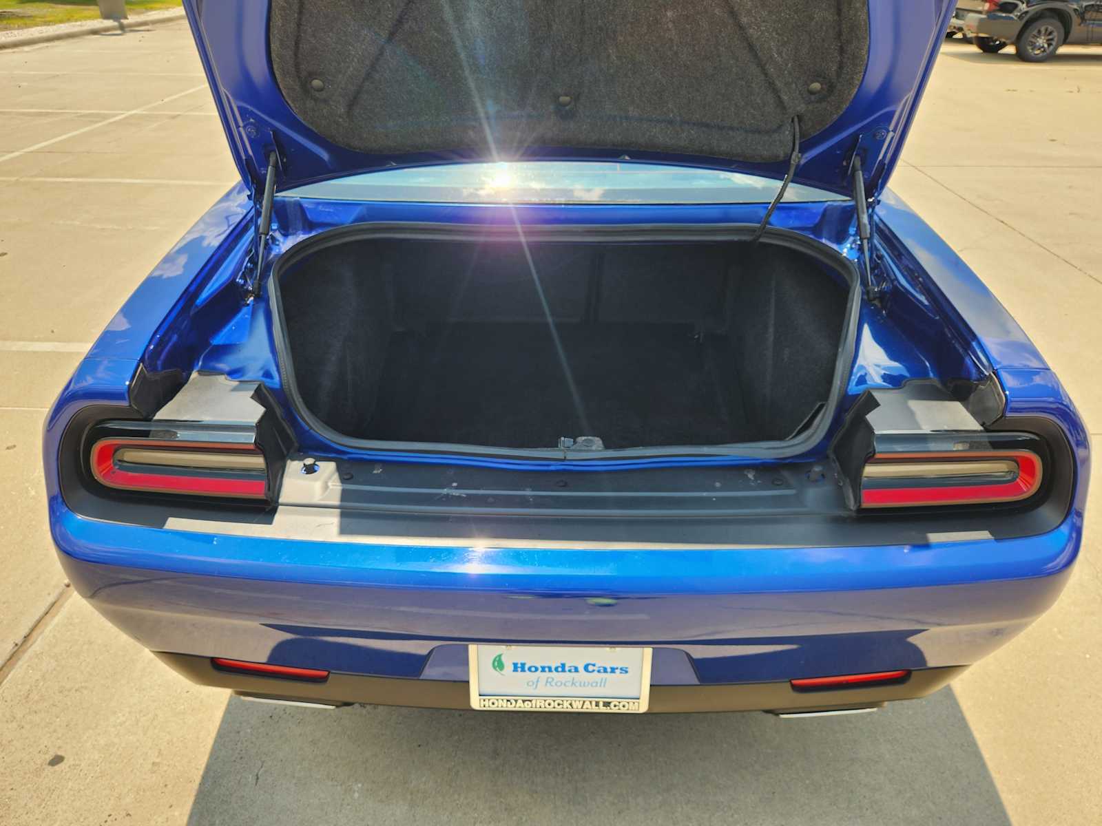 Thumbnail: 2021 Dodge Challenger - 18