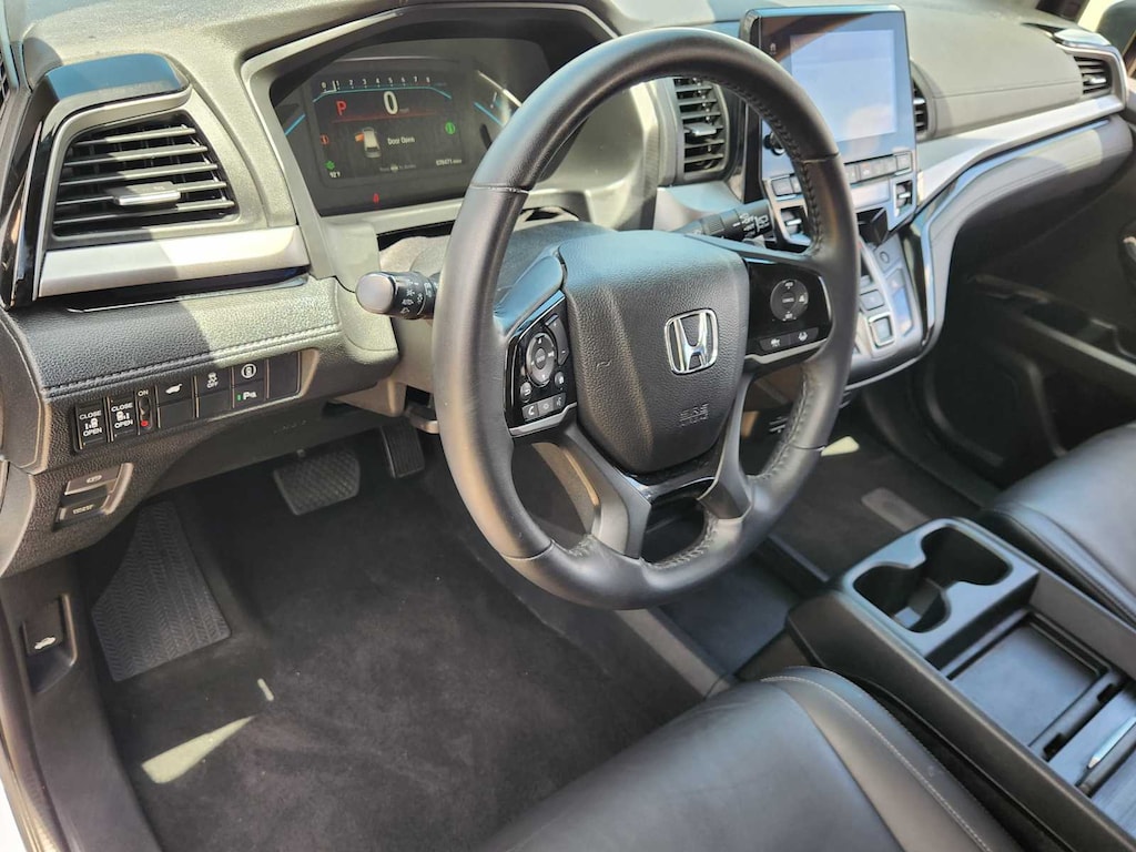 Used 2023 Honda Odyssey Touring Van