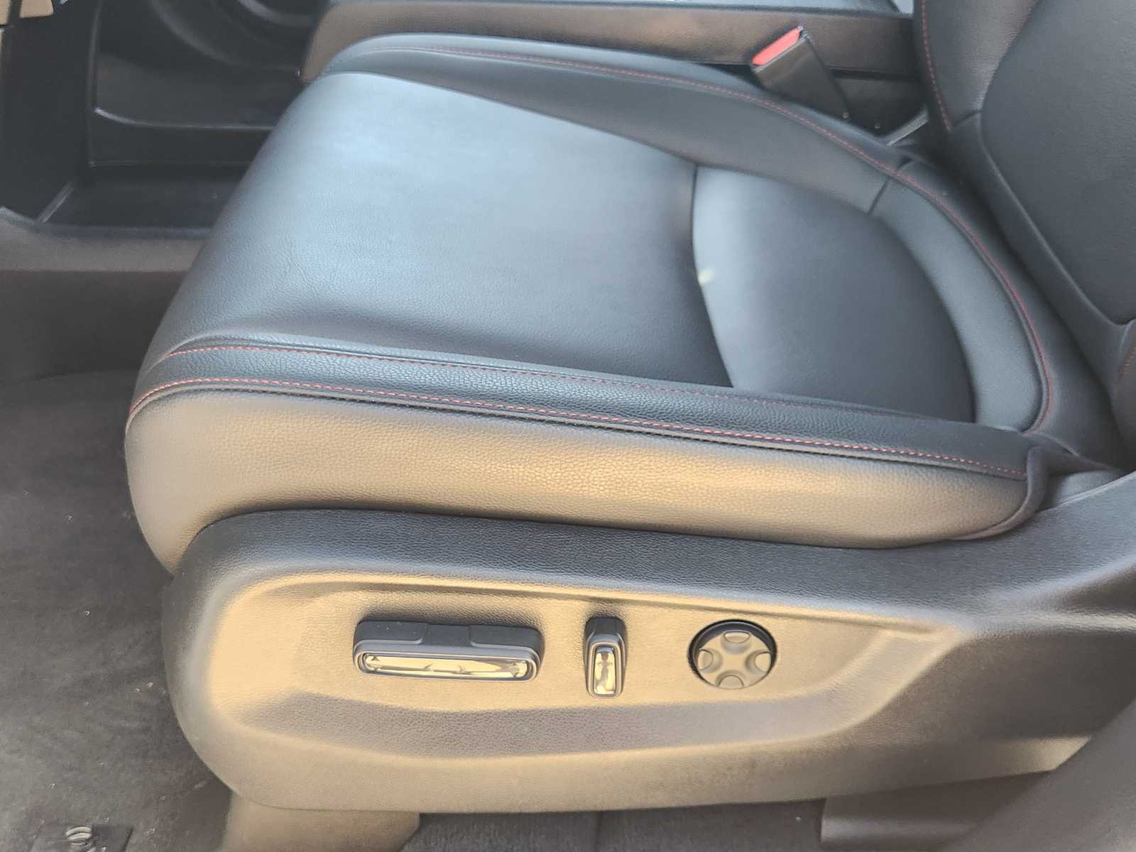 Thumbnail: 2026 Honda Odyssey - 31