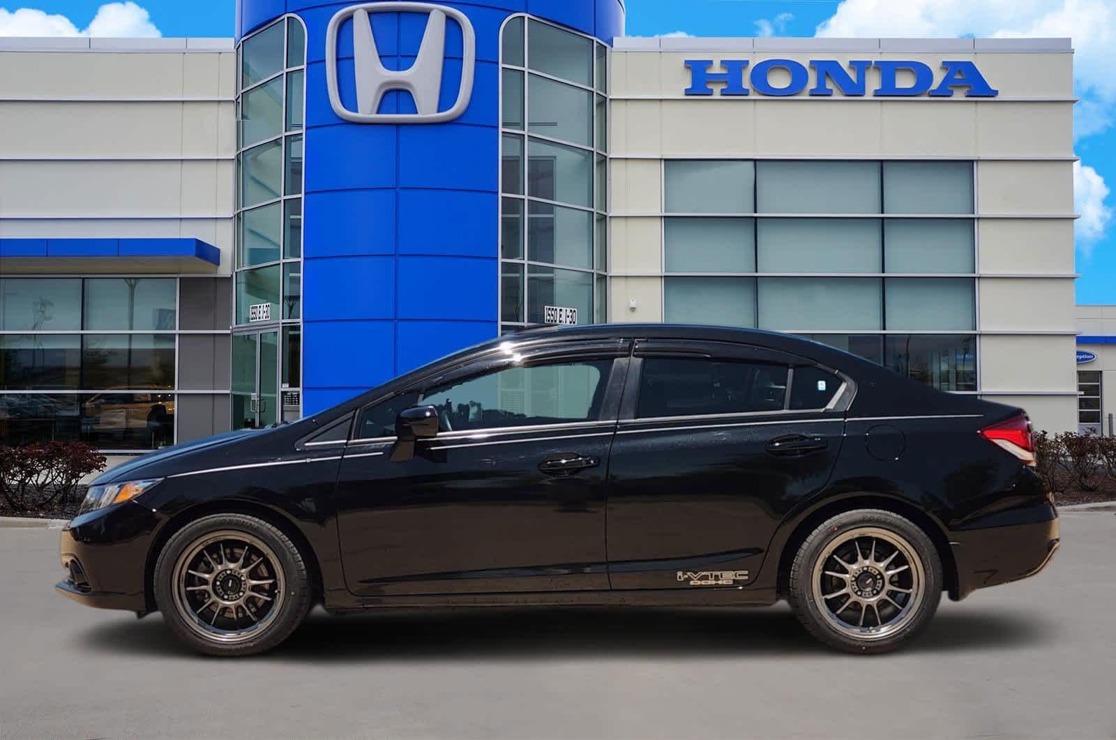 Thumbnail: 2015 Honda Civic - 3
