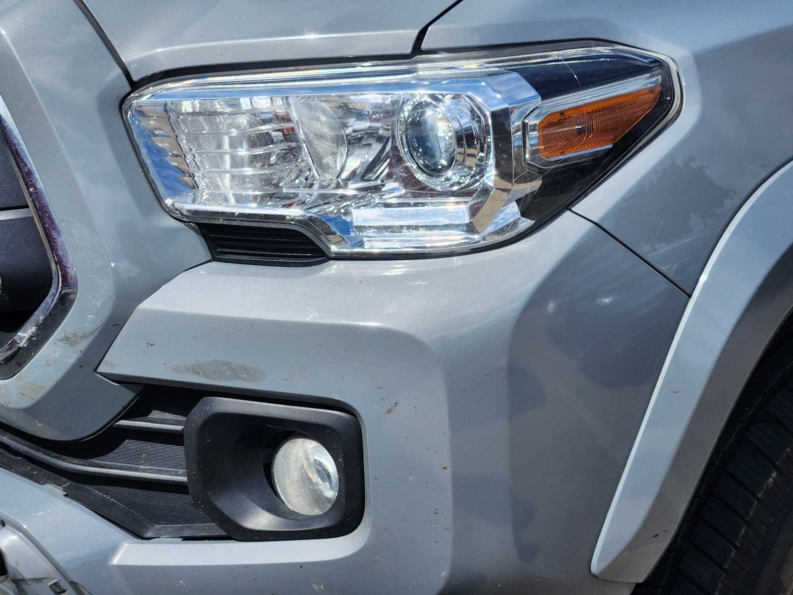 Thumbnail: 2021 Toyota Tacoma - 12