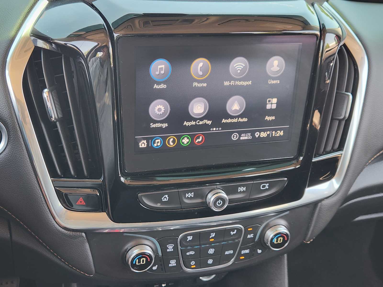 Thumbnail: 2020 Chevrolet Traverse - 17