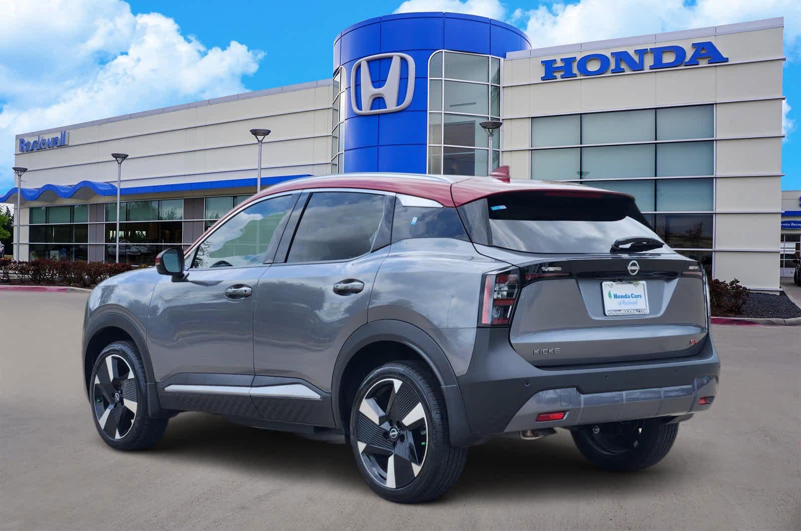 Thumbnail: 2025 Nissan Kicks - 4