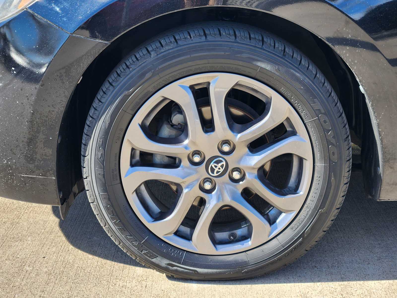 Thumbnail: 2019 Toyota Yaris - 22