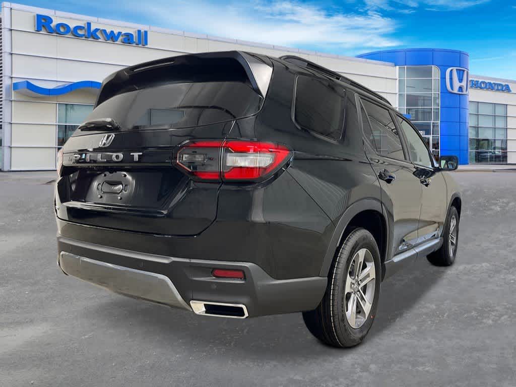 Thumbnail: 2026 Honda Pilot - 5