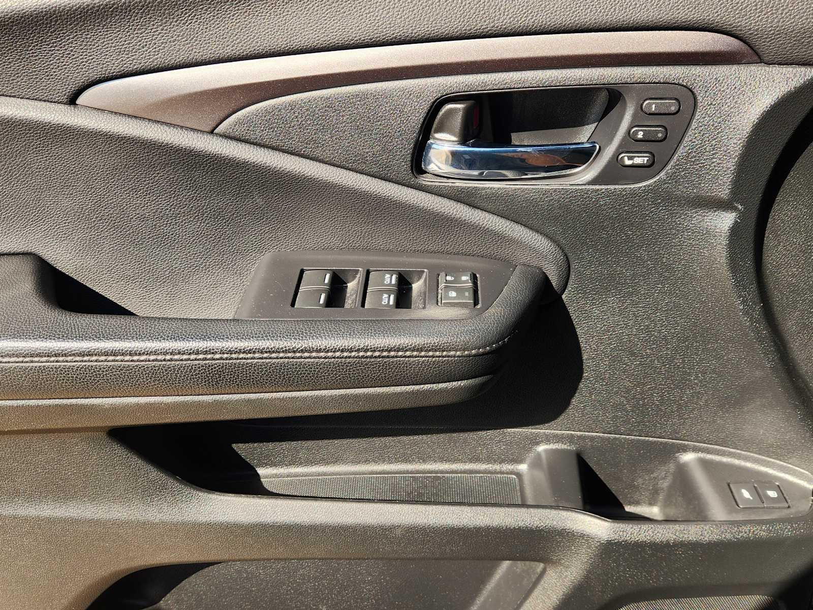 Thumbnail: 2019 Honda Passport - 29