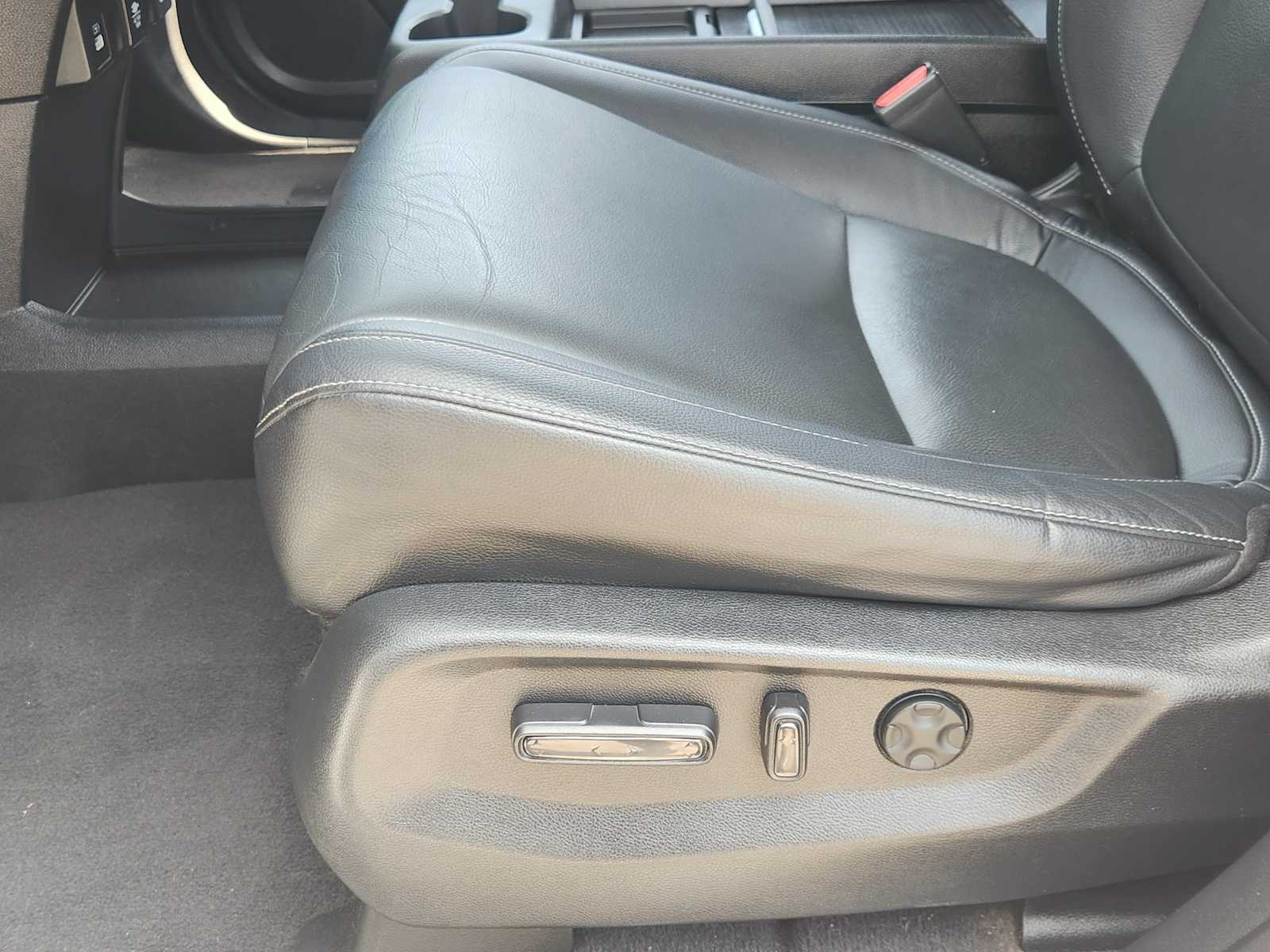 Thumbnail: 2021 Honda Odyssey - 32