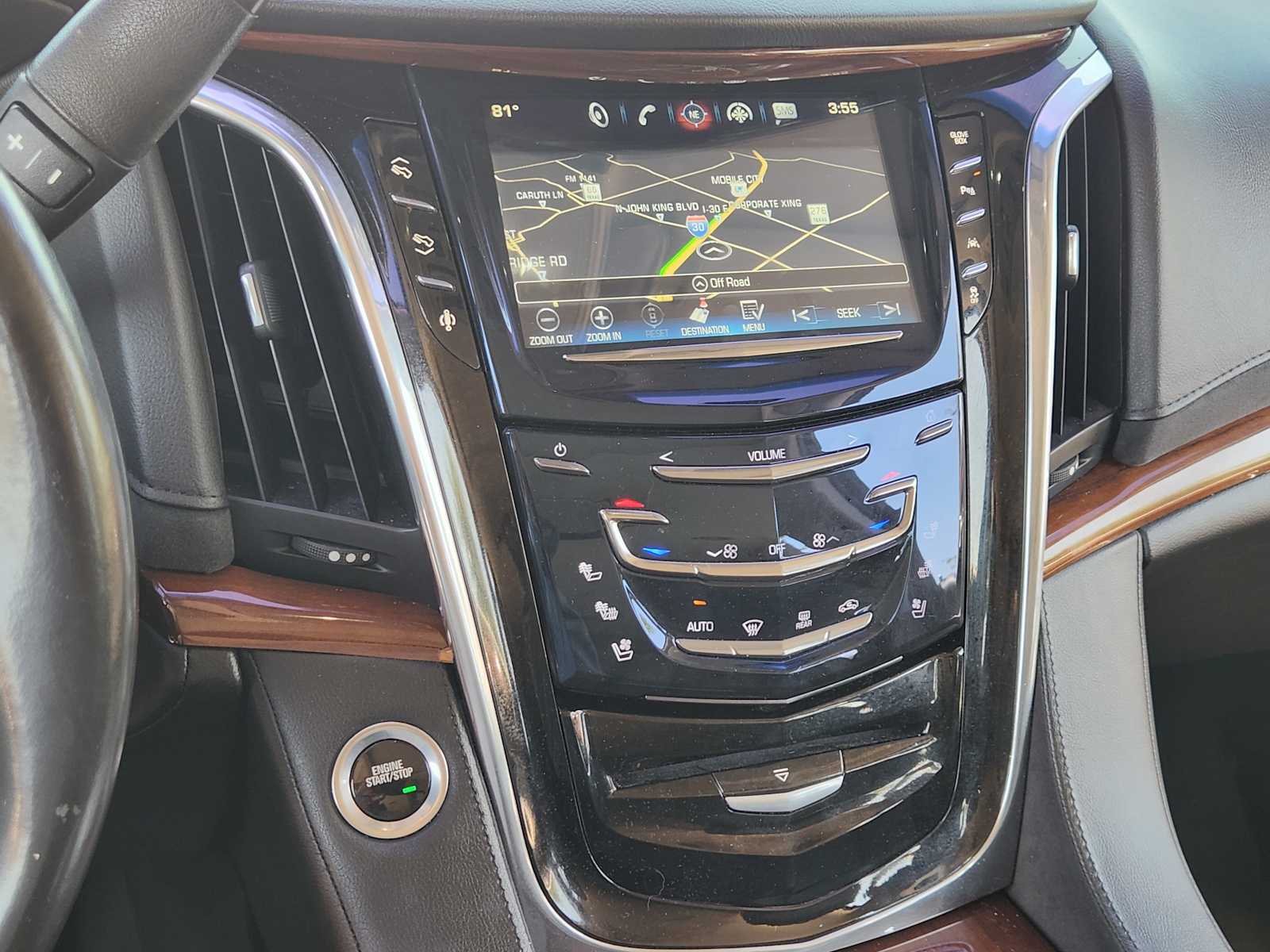 Thumbnail: 2016 Cadillac Escalade - 17