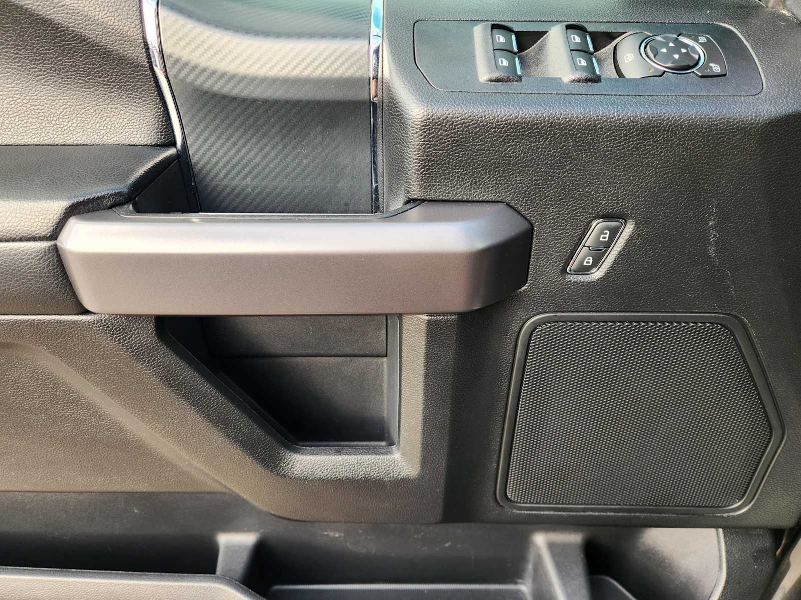 Thumbnail: 2020 Ford F-150 - 29