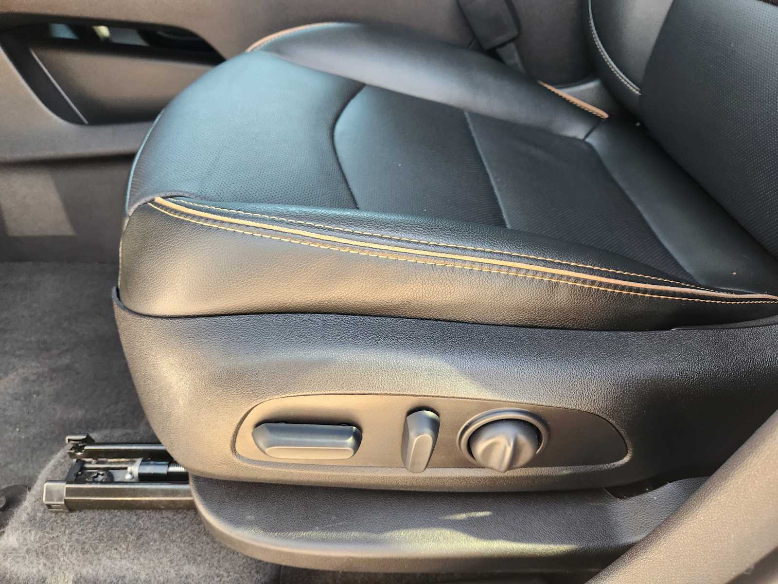 Thumbnail: 2024 GMC Terrain - 31