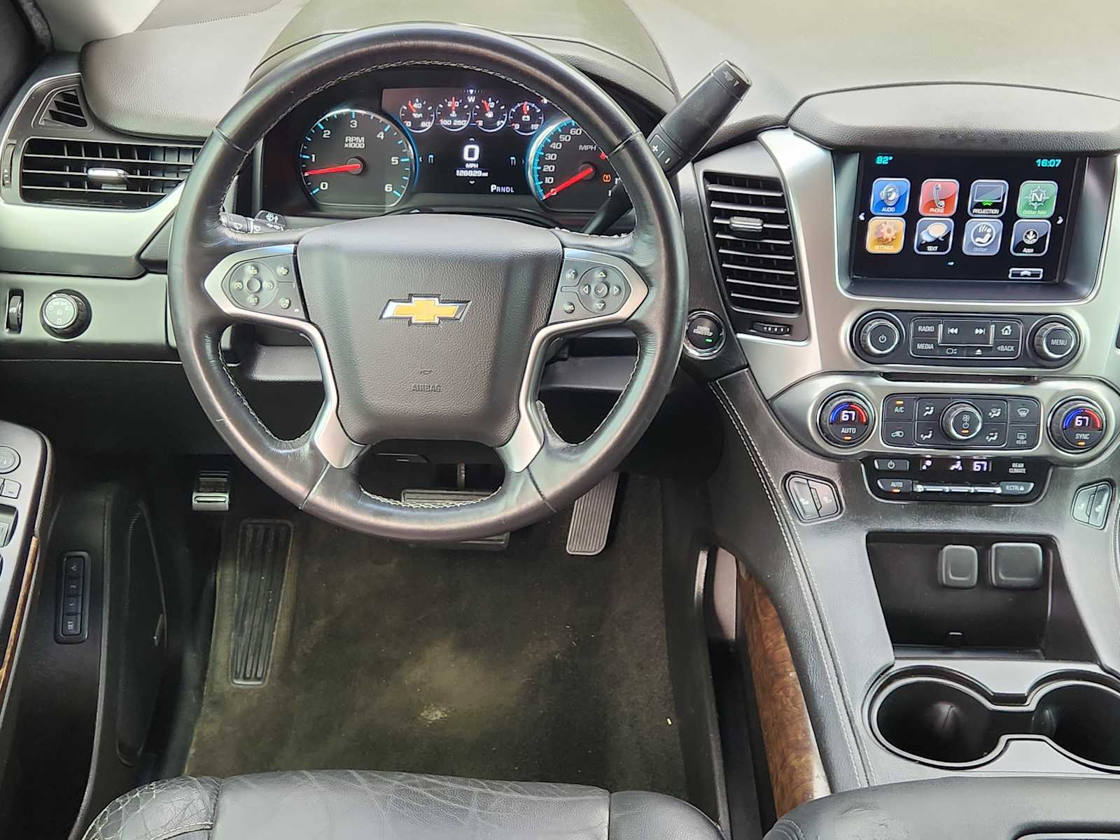 Thumbnail: 2017 Chevrolet Tahoe - 15