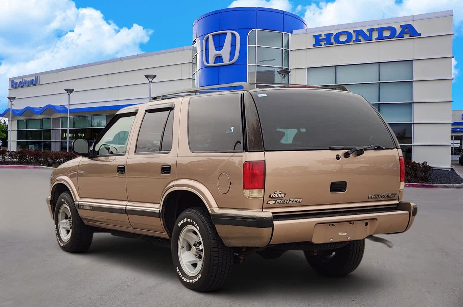 Thumbnail: 1997 Chevrolet Blazer - 3