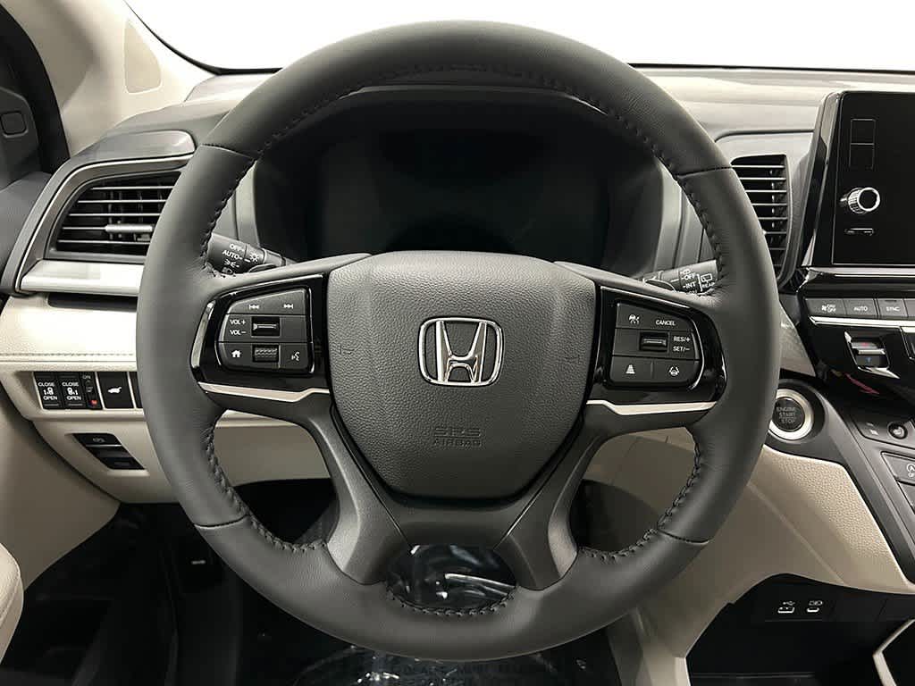 Thumbnail: 2026 Honda Odyssey - 14