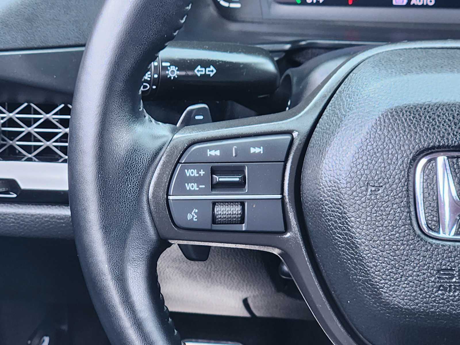 Thumbnail: 2023 Honda Accord - 32