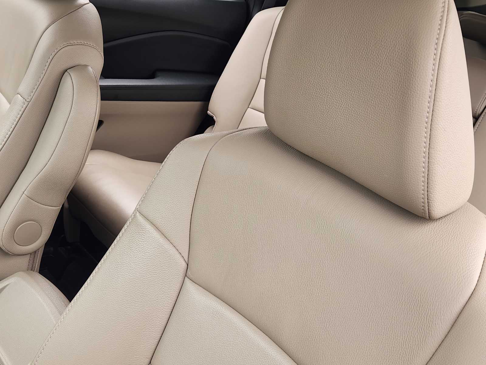 Thumbnail: 2021 Honda Pilot - 25