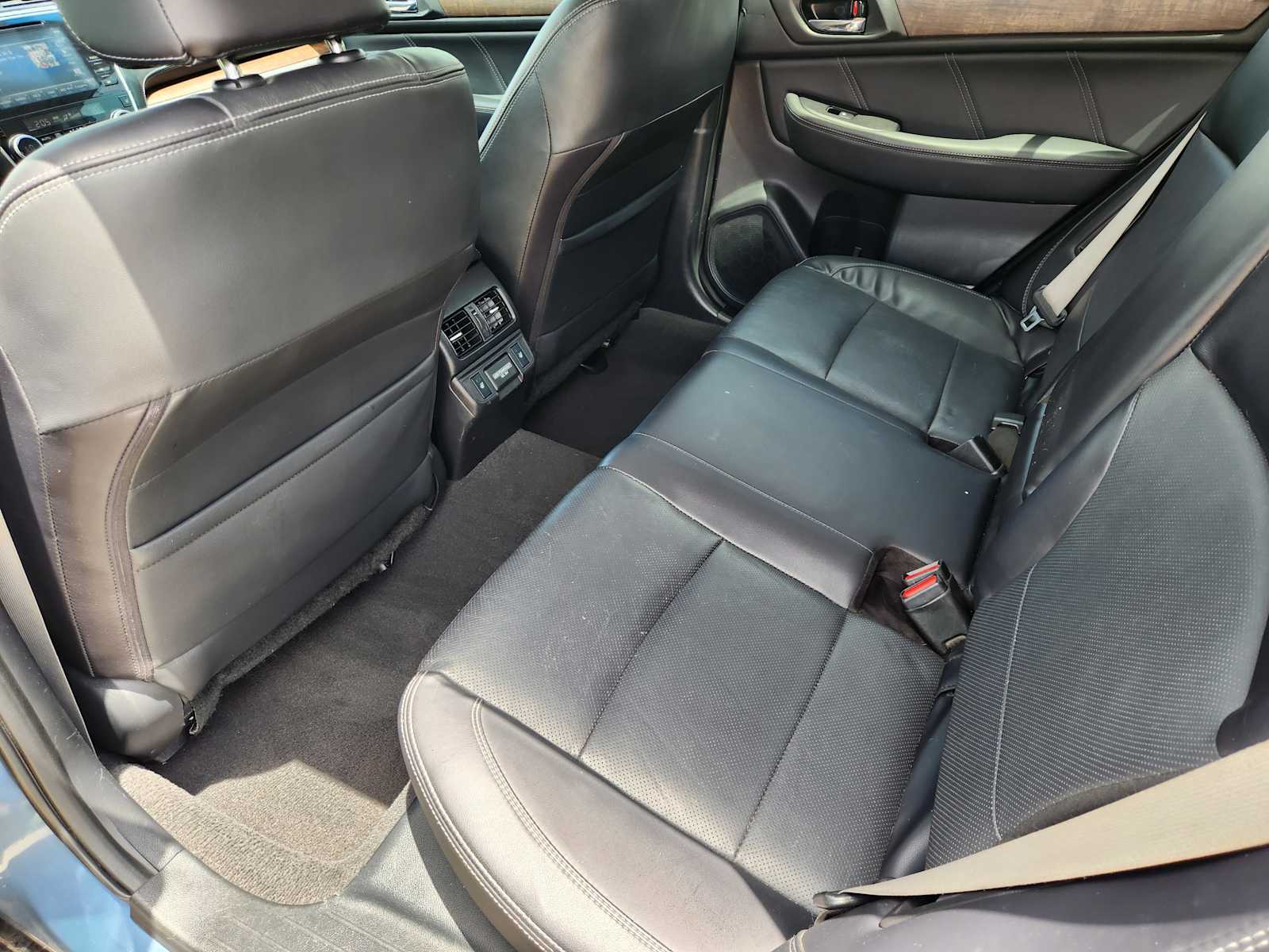 Thumbnail: 2018 Subaru Outback - 12
