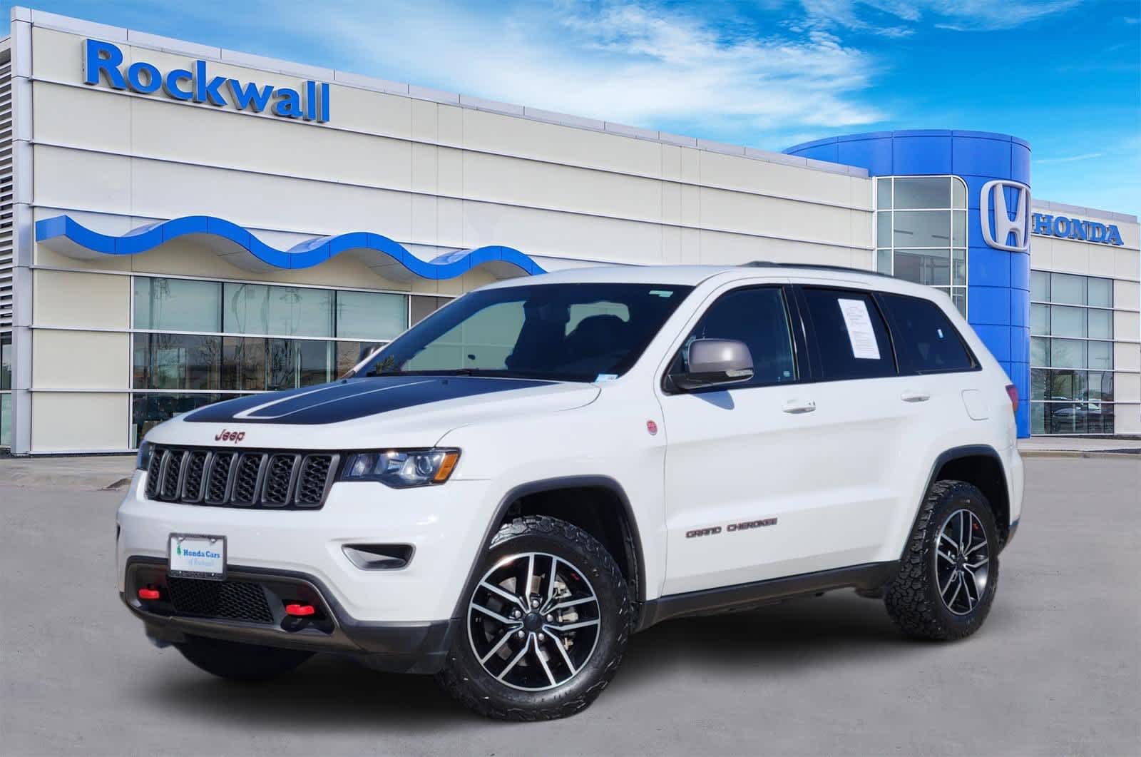 Thumbnail: 2019 Jeep Grand Cherokee - 1
