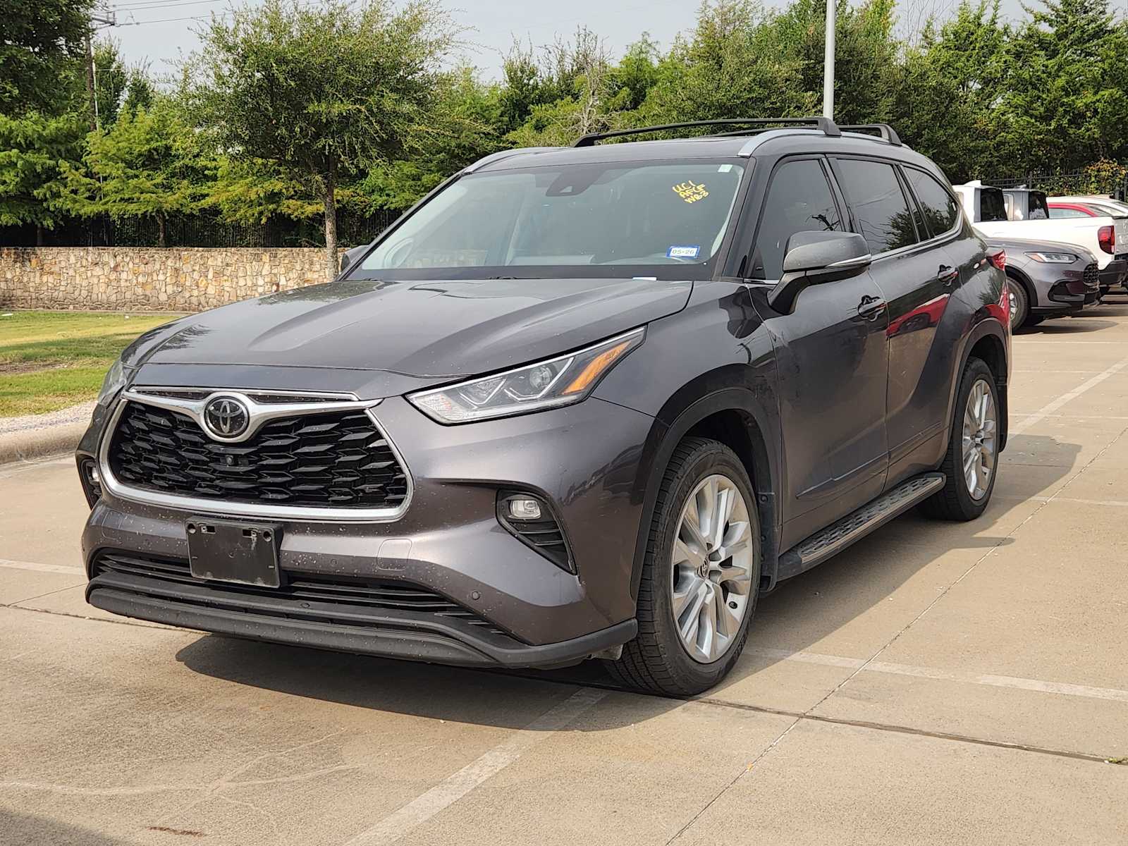 Thumbnail: 2021 Toyota Highlander - 1