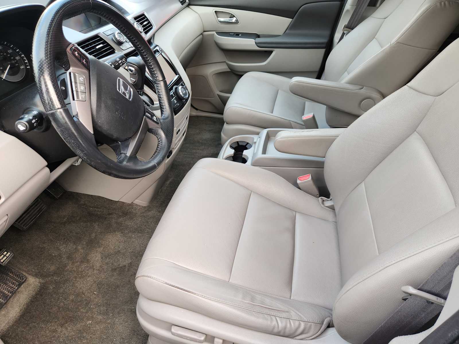 Thumbnail: 2017 Honda Odyssey - 7