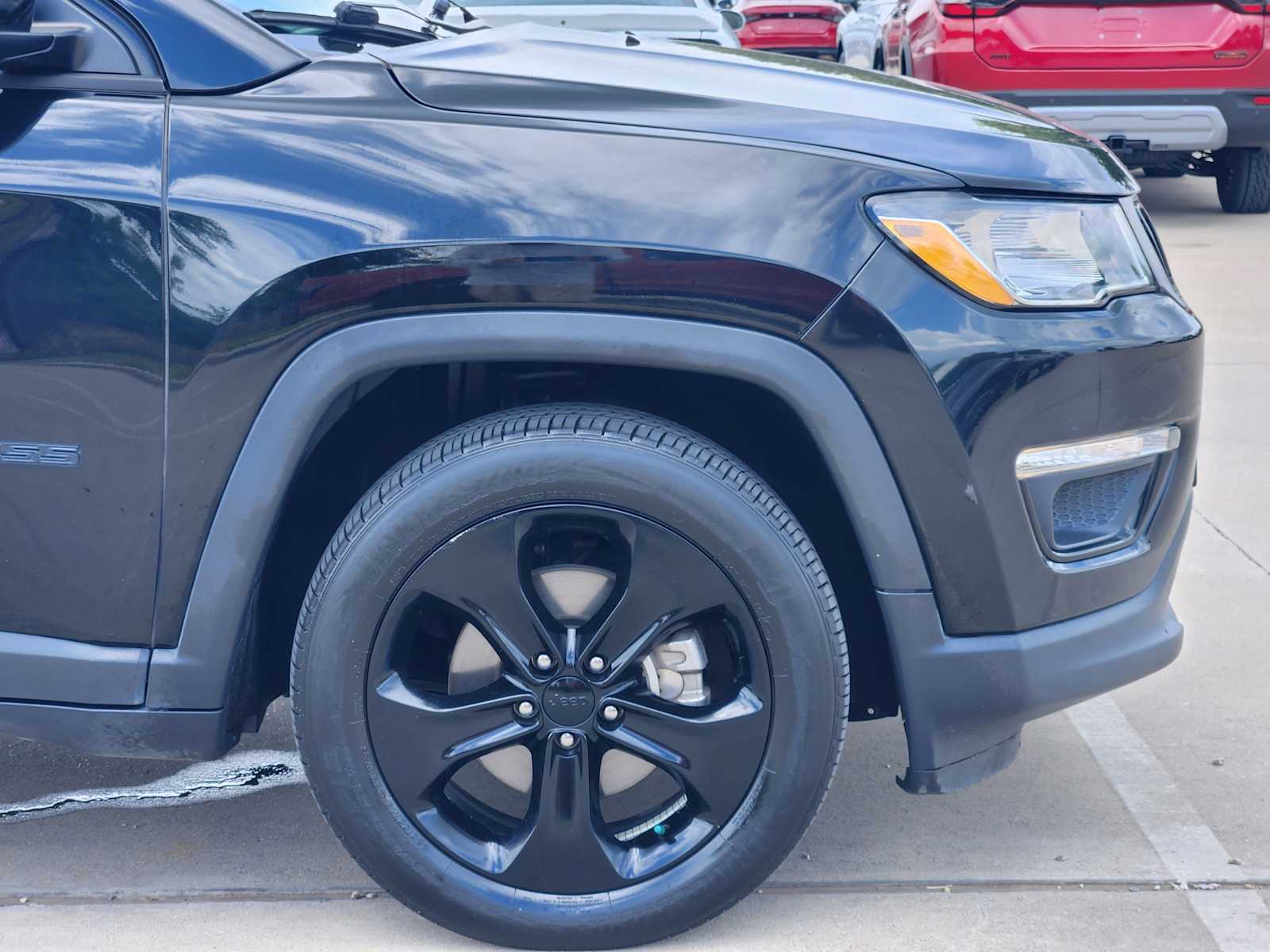 Thumbnail: 2019 Jeep Compass - 11