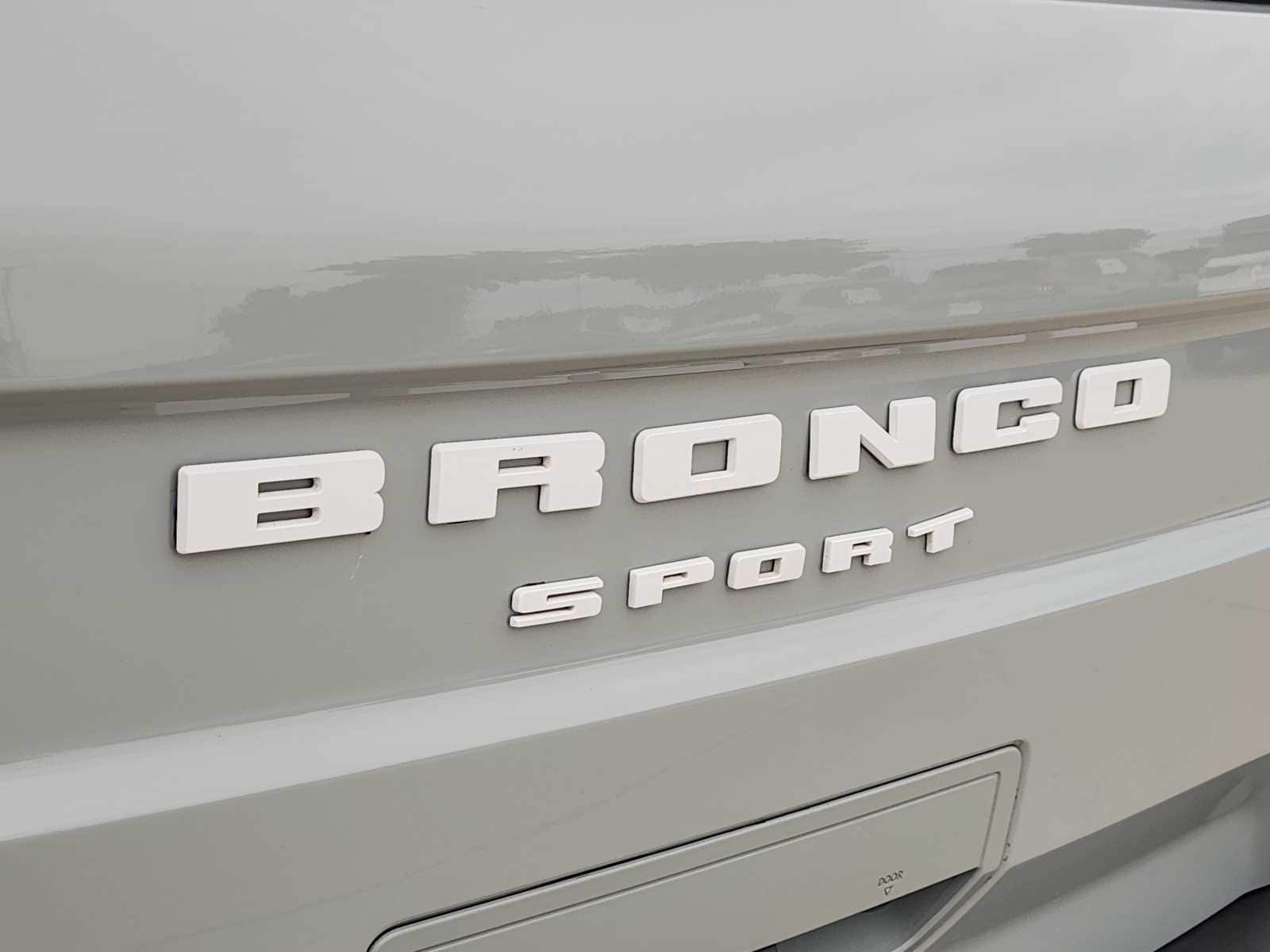 Thumbnail: 2021 Ford Bronco Sport - 7