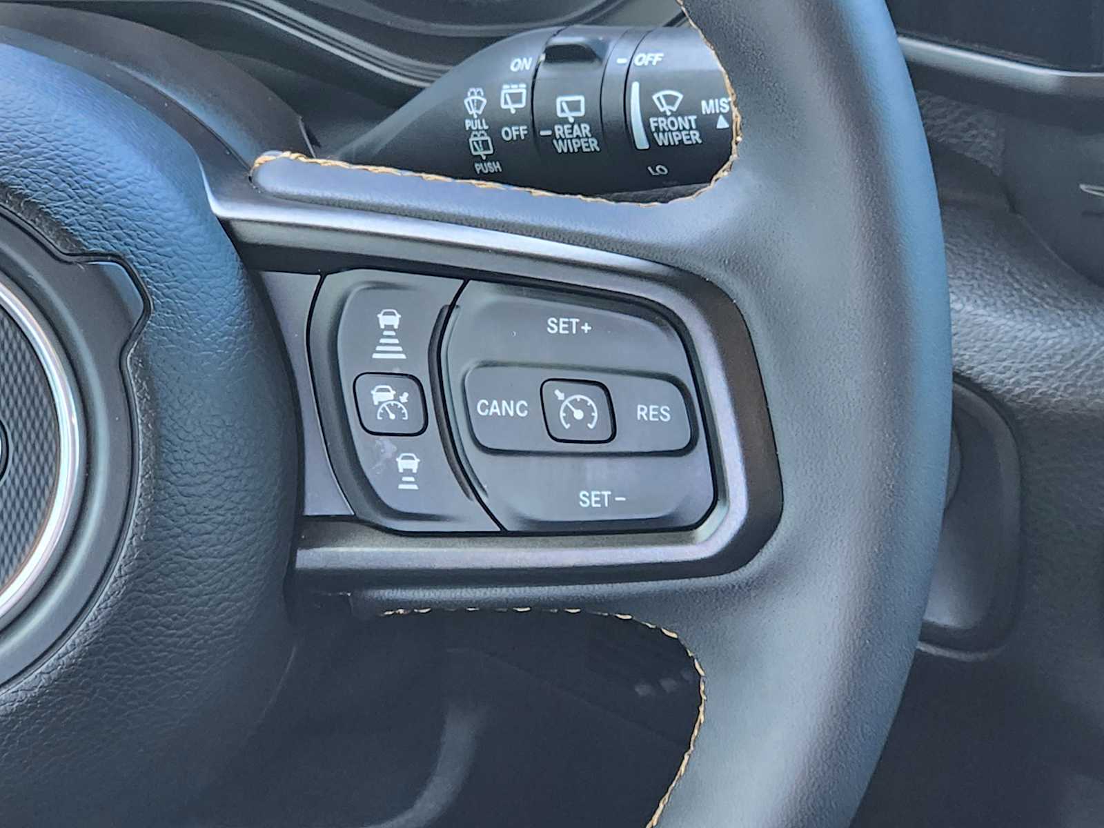 Thumbnail: 2024 Jeep Wrangler - 32