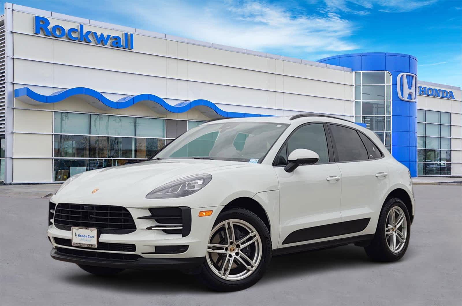 Thumbnail: 2021 Porsche Macan - 1