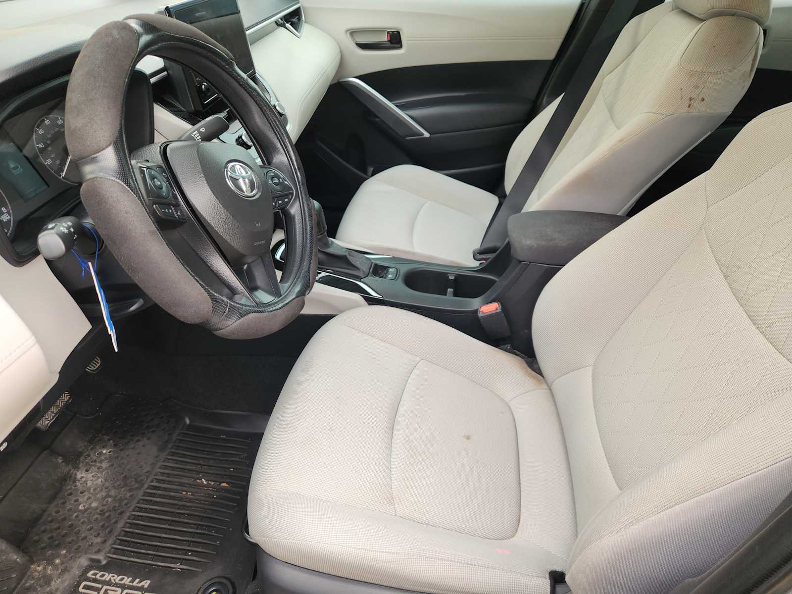 Thumbnail: 2023 Toyota Corolla Cross - 7