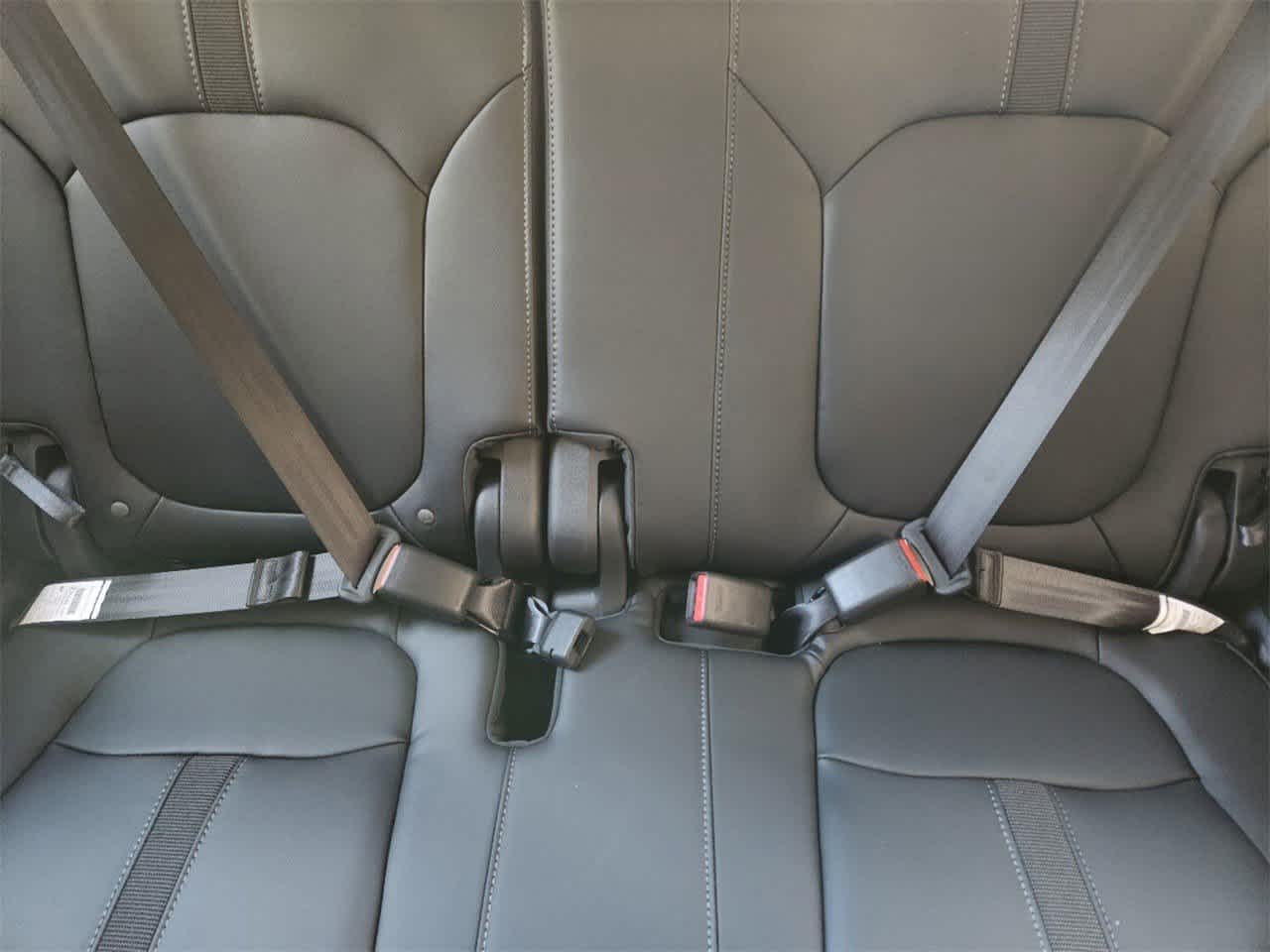 Thumbnail: 2025 Honda Pilot - 20