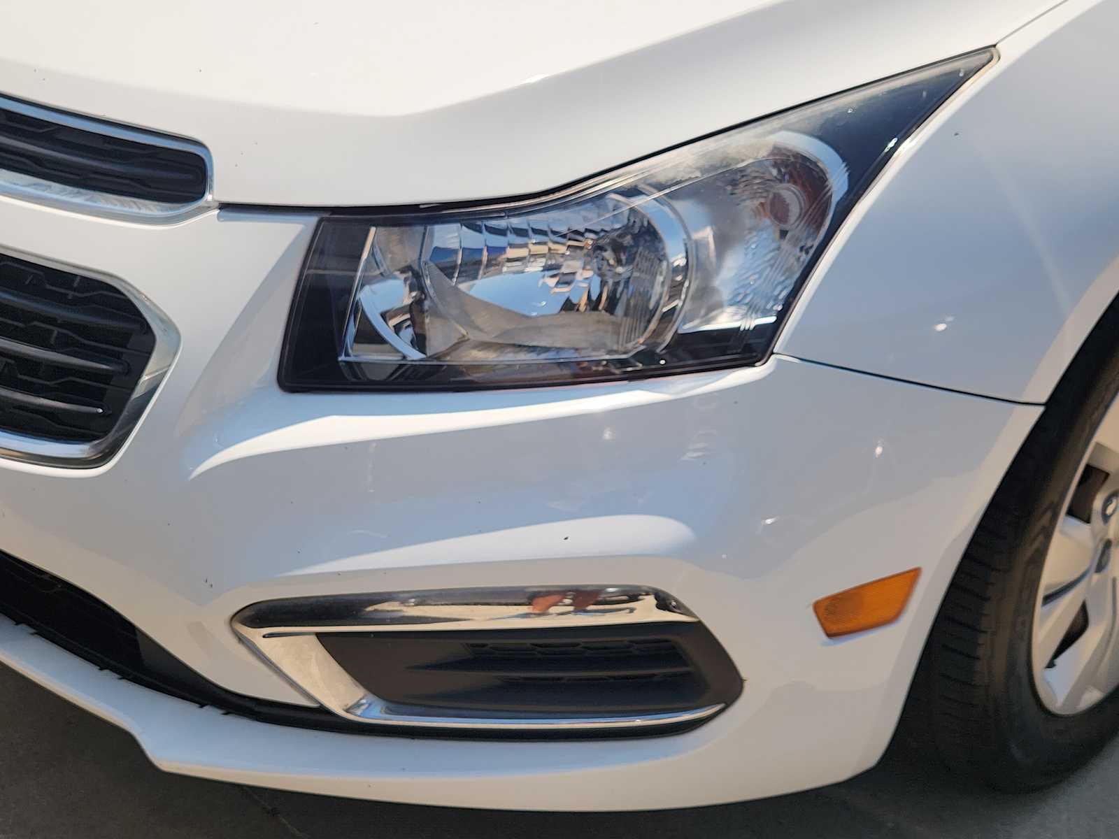 Thumbnail: 2016 Chevrolet Cruze - 9