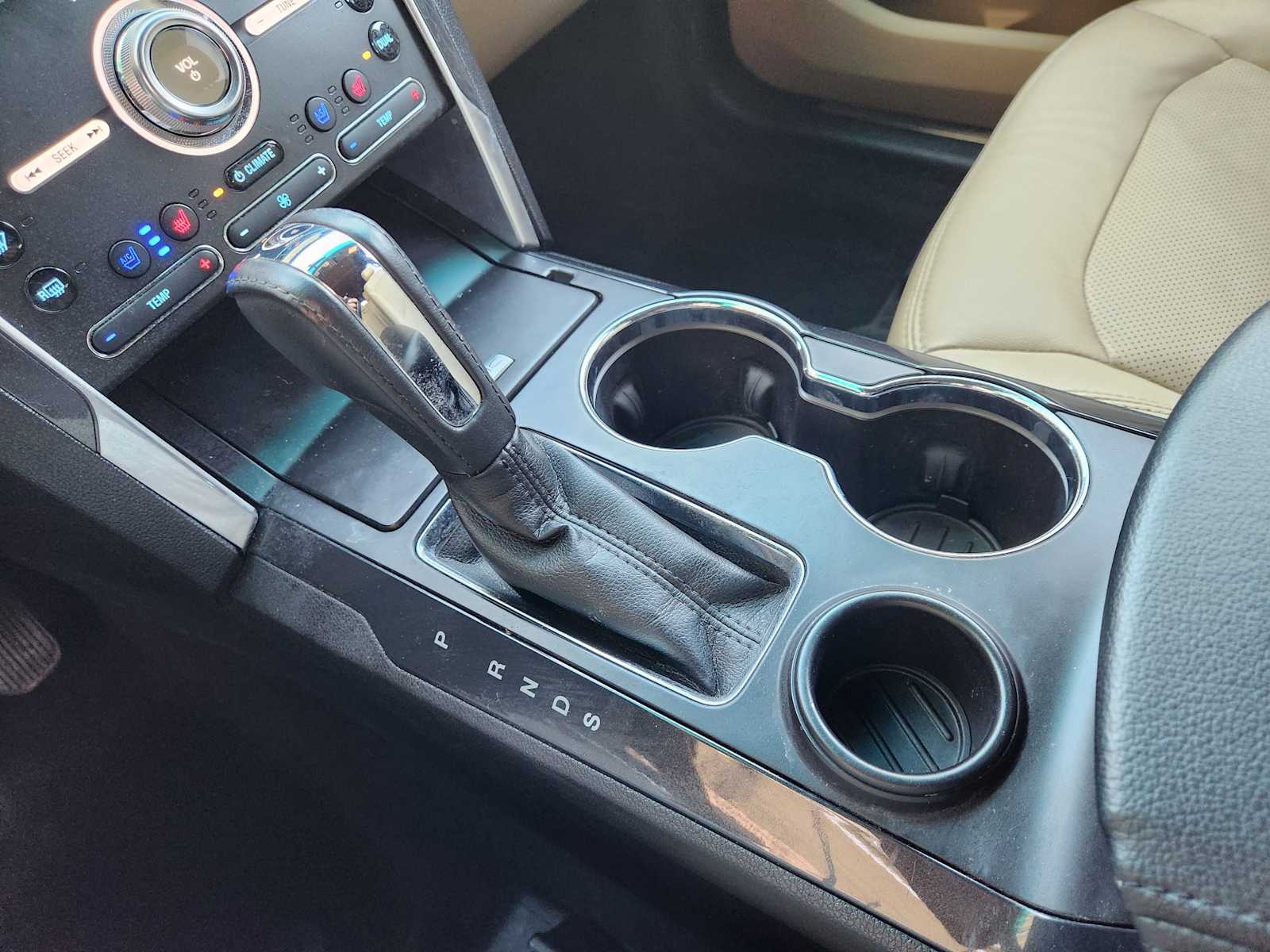 Thumbnail: 2017 Ford Explorer - 18