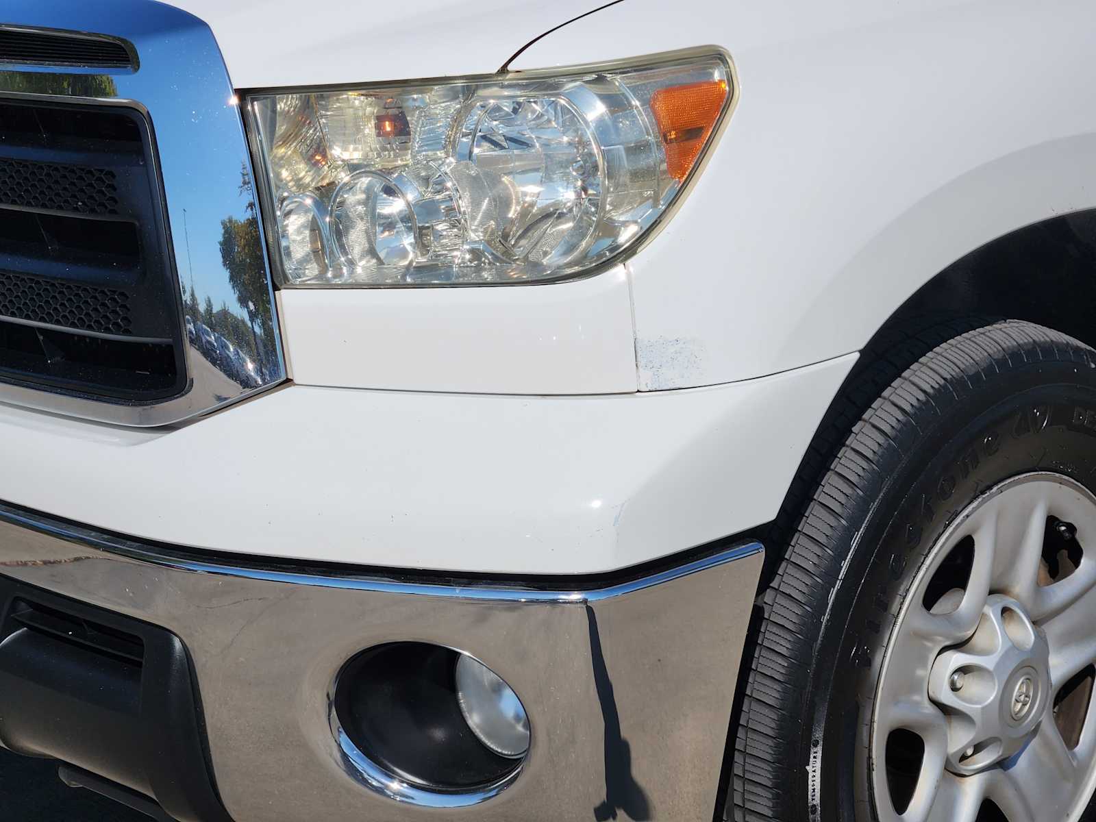 Thumbnail: 2011 Toyota Tundra - 23