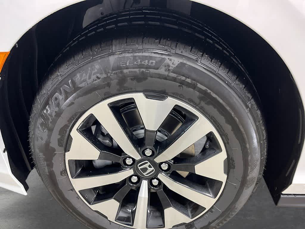 Thumbnail: 2026 Honda Odyssey - 10