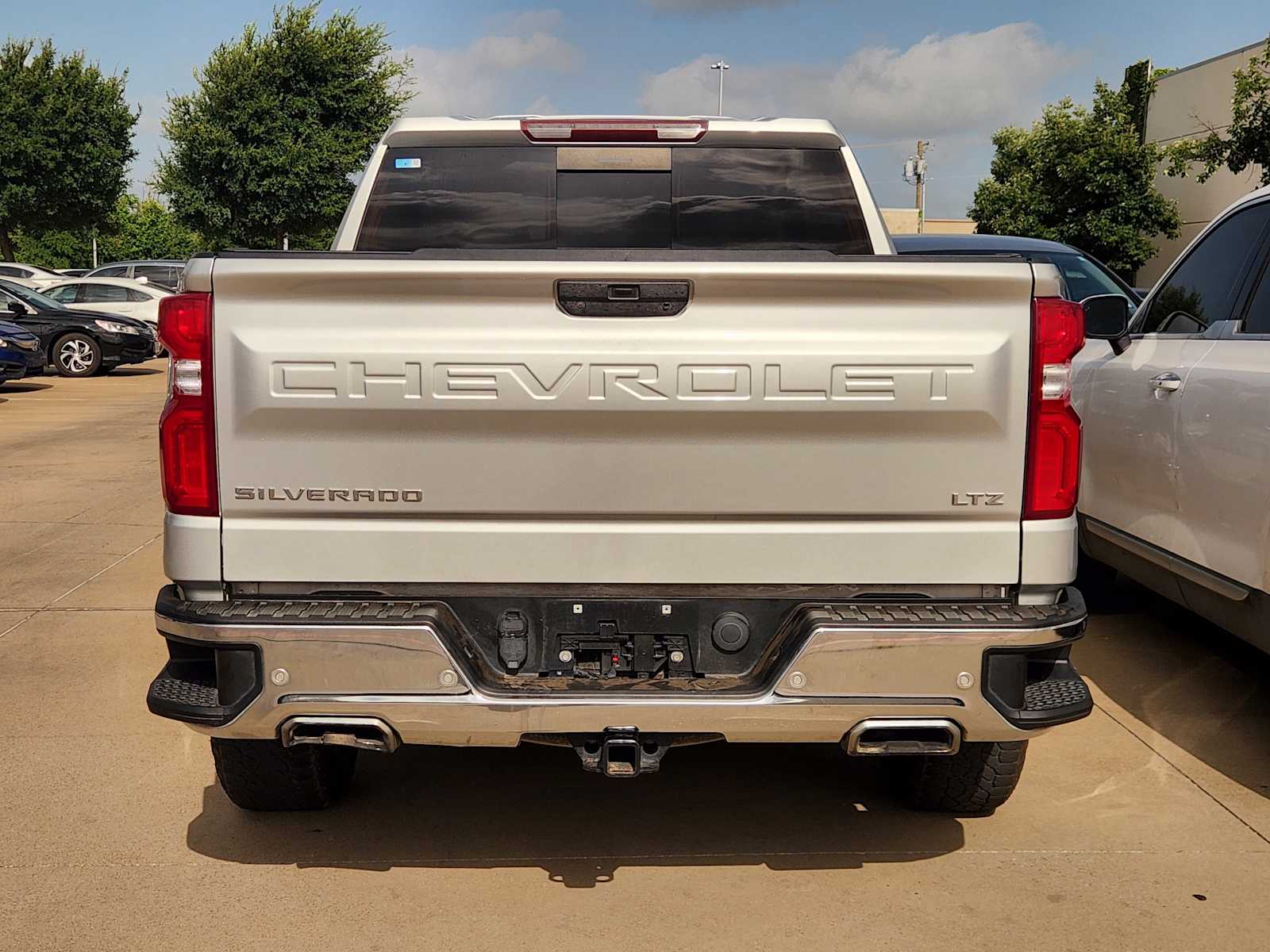 Thumbnail: 2020 Chevrolet Silverado 1500 - 4
