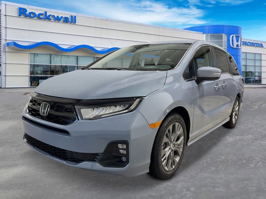 2026 Honda Odyssey Touring's photo