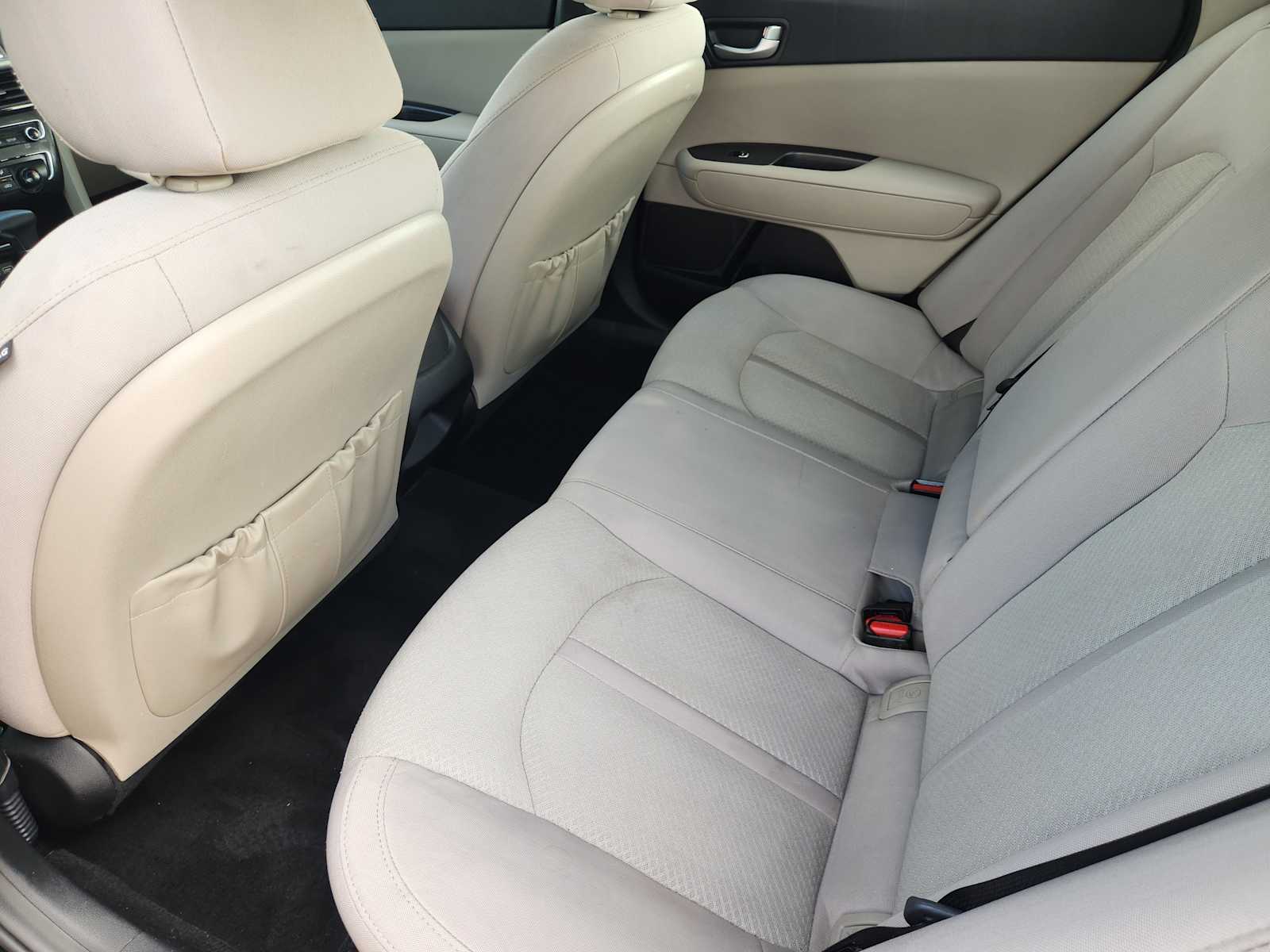 Thumbnail: 2018 Kia Optima - 12